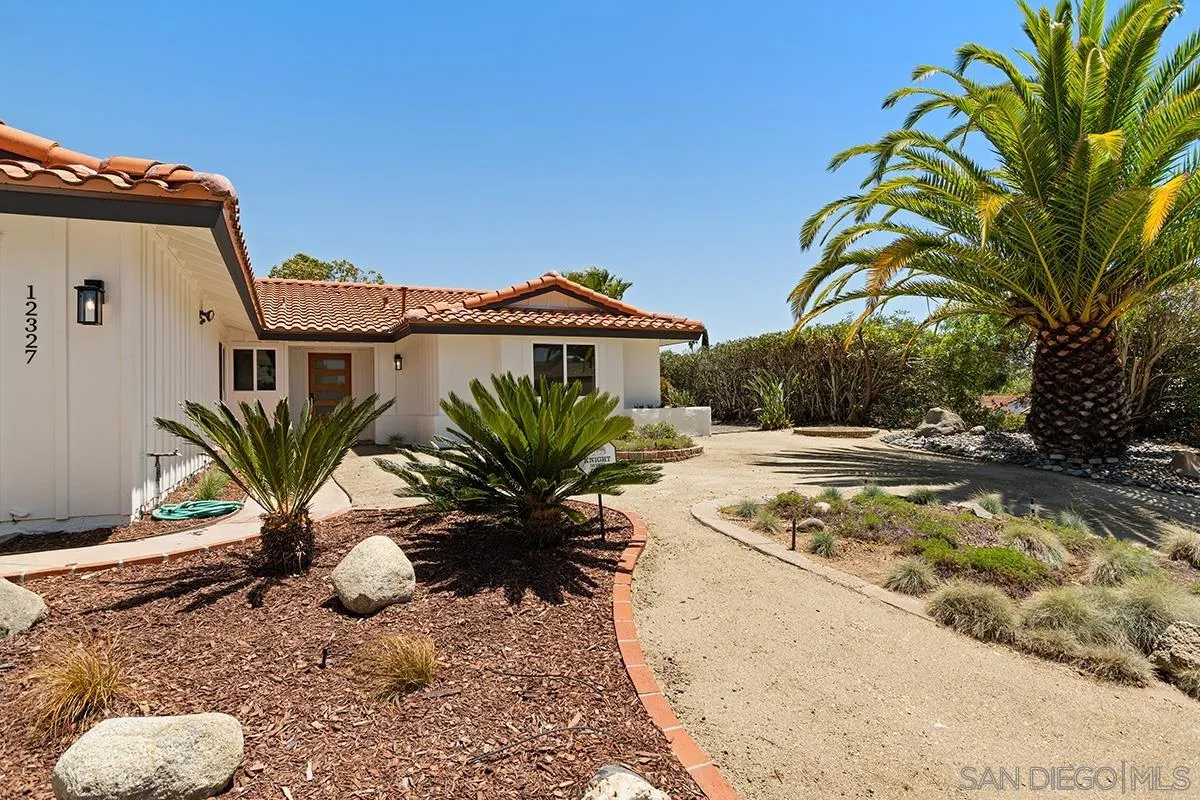 https://cdn.realtyfeed.com/cdn/127/260010971/f45cffefd818ab58274e089cbe2d80f5.webp