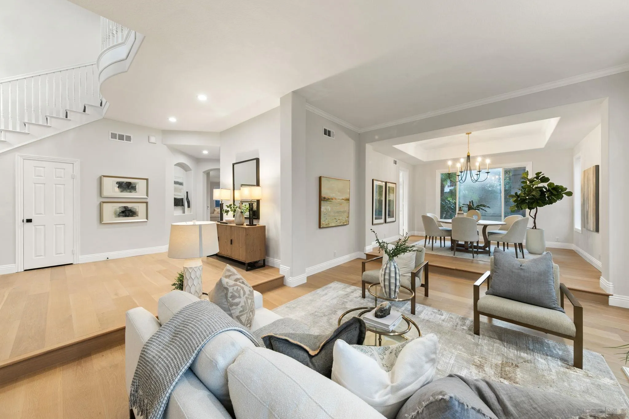 https://cdn.realtyfeed.com/cdn/127/260010977/1c0c68346b01d607cf933b8e9bfa778d.webp