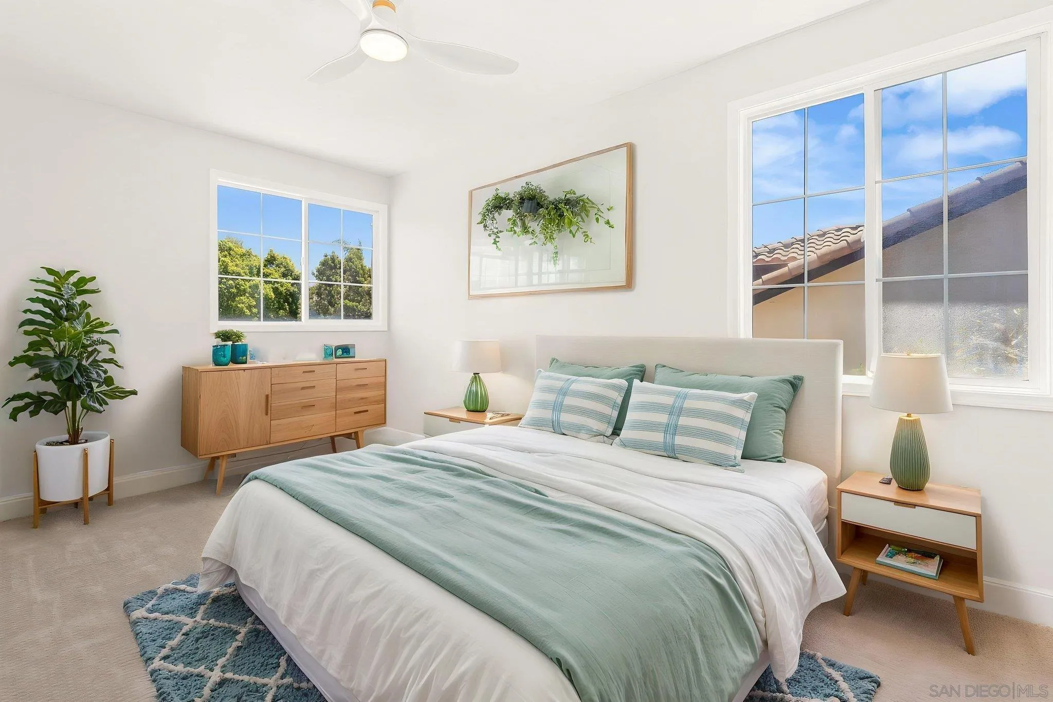 https://cdn.realtyfeed.com/cdn/127/260010977/2172208edf8c6b82673bd17f64ea37c0.webp