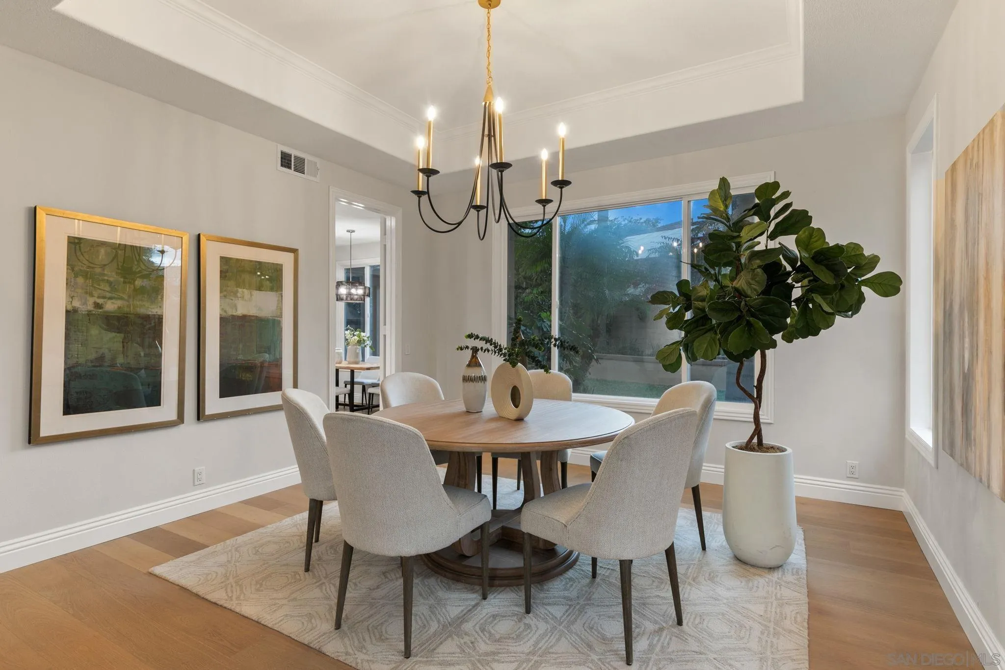https://cdn.realtyfeed.com/cdn/127/260010977/3344924199f204354435cc6724d4017b.webp