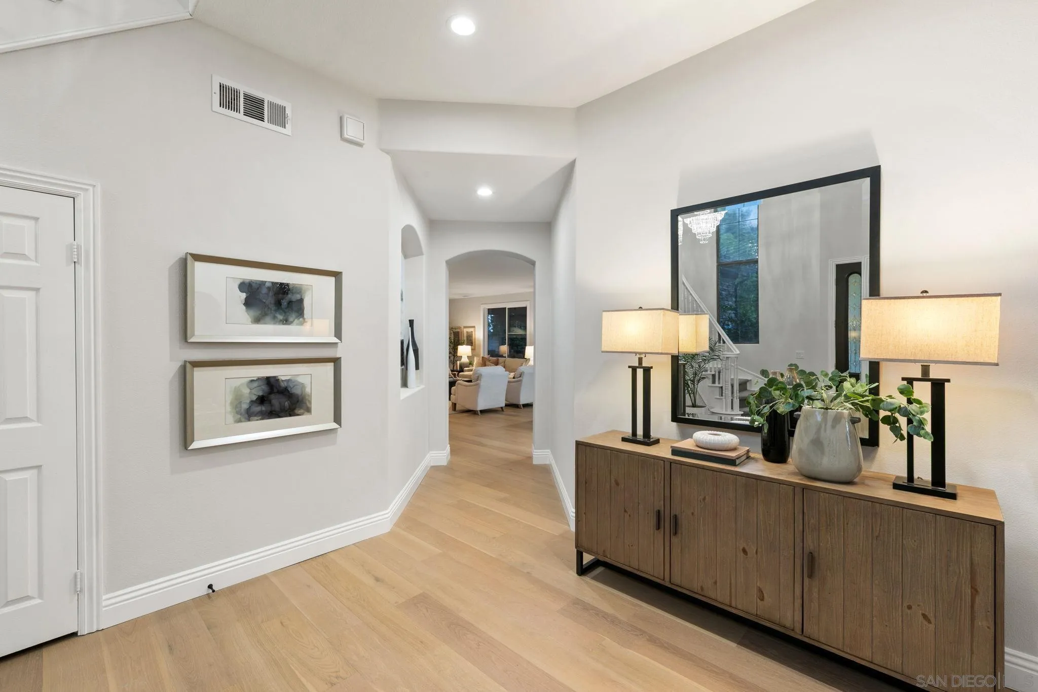 https://cdn.realtyfeed.com/cdn/127/260010977/41346032945e2acf9696d2dfba3840bc.webp