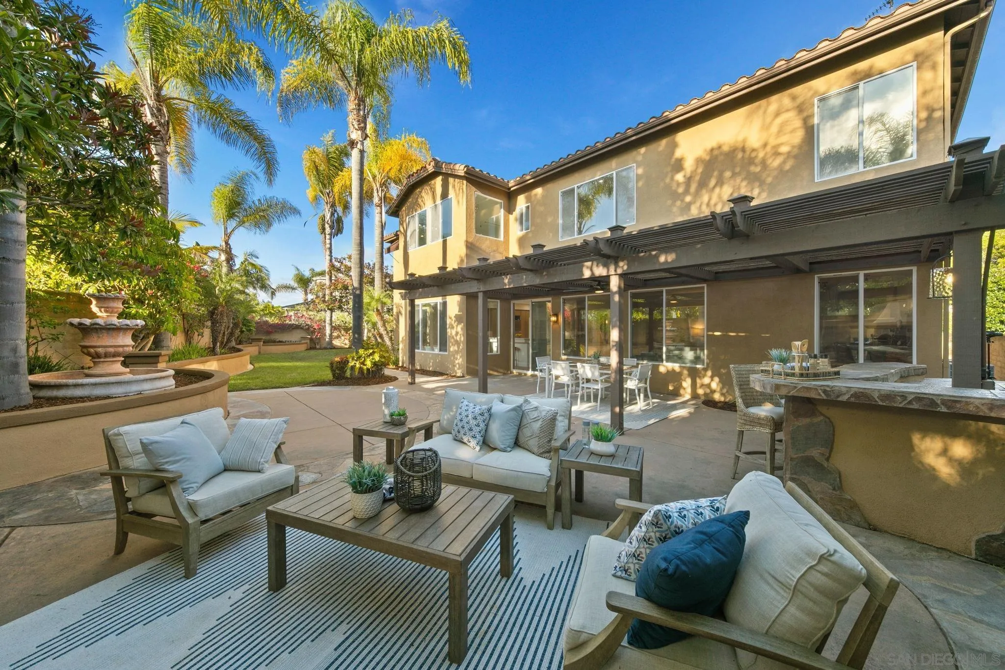 https://cdn.realtyfeed.com/cdn/127/260010977/4a1b1c485eab1e799c637b0414a10d1d.webp