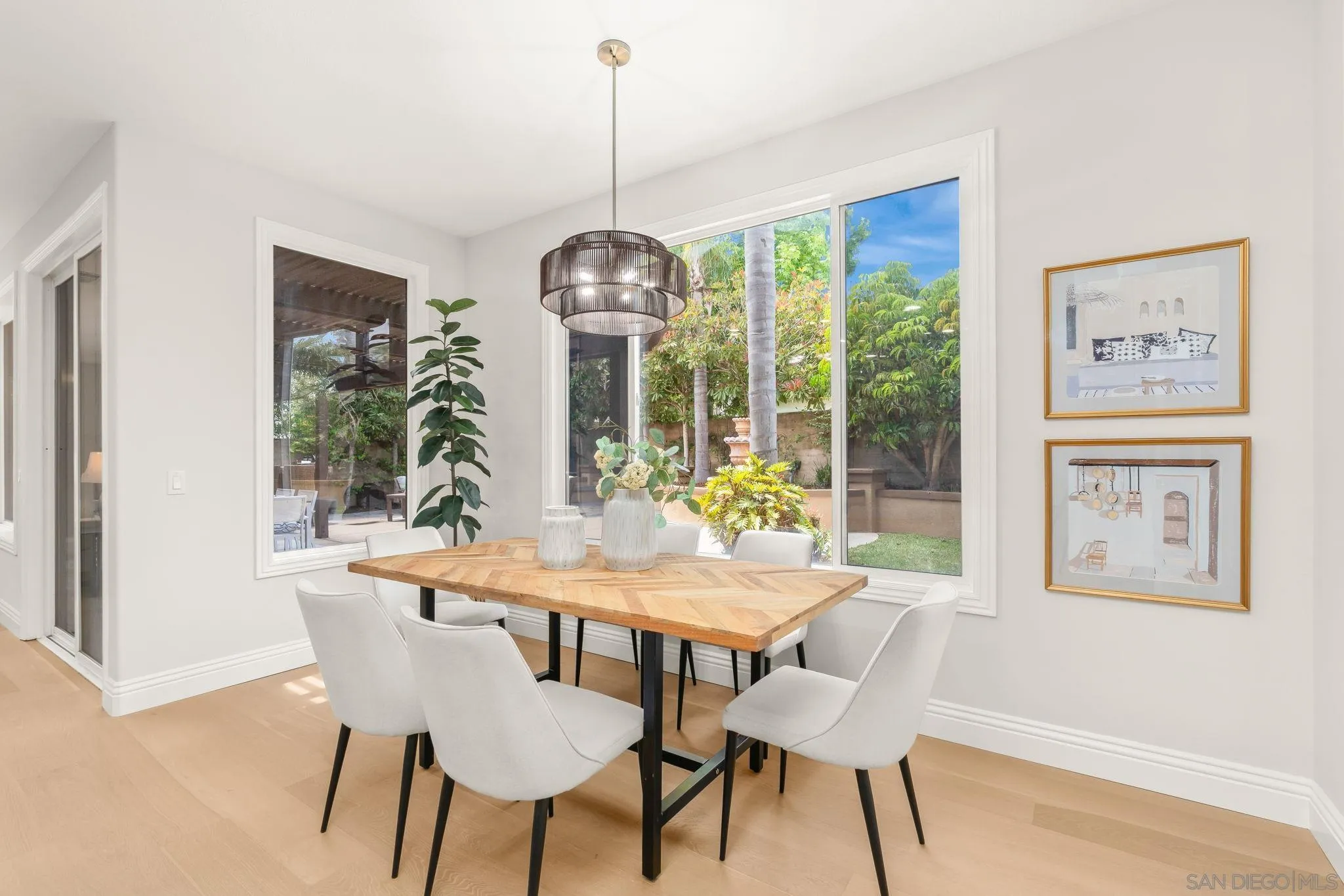 https://cdn.realtyfeed.com/cdn/127/260010977/5f2f9382f31030eecd1938d2c4ea798d.webp