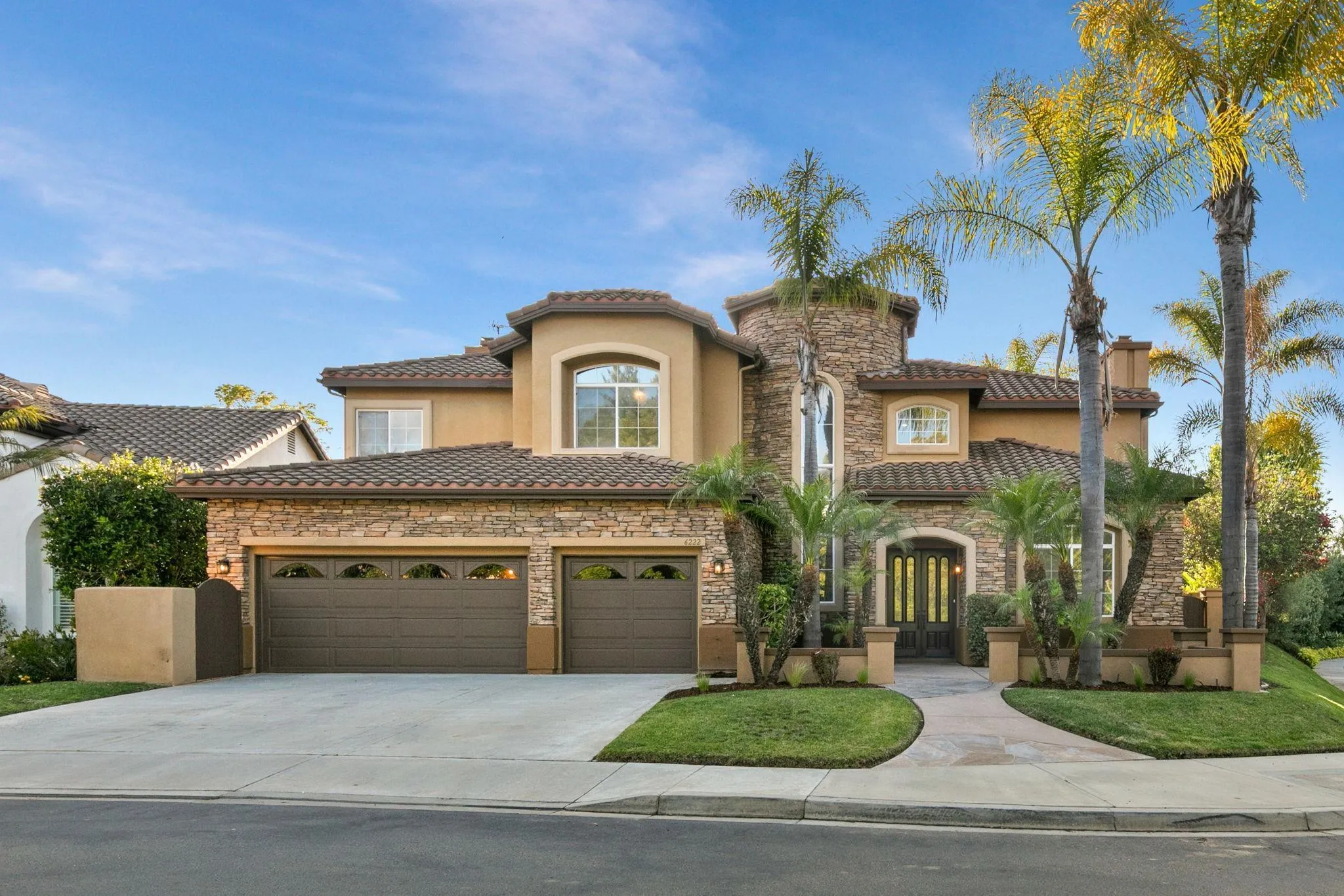 https://cdn.realtyfeed.com/cdn/127/260010977/7cb60939104e481c2b9921945219ee4c.webp