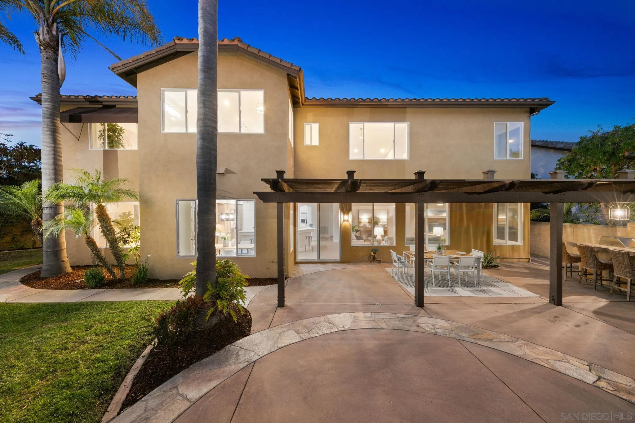 https://cdn.realtyfeed.com/cdn/127/260010977/a6631864b3a82abd4f609d8a805d360d.webp