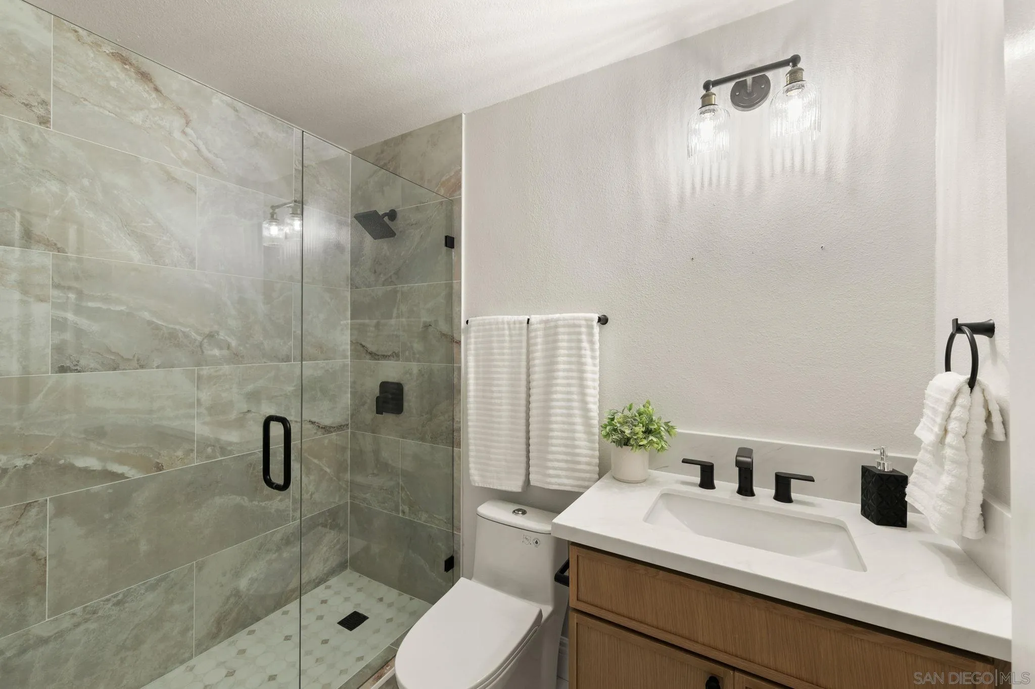 https://cdn.realtyfeed.com/cdn/127/260010977/bdaec6881cc29f175cbd58275618656b.webp
