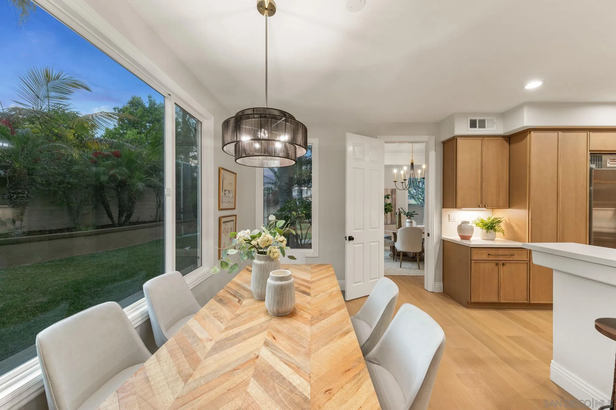 https://cdn.realtyfeed.com/cdn/127/260010977/ce74dc500d3ccf278731e1404e8d70e4.webp
