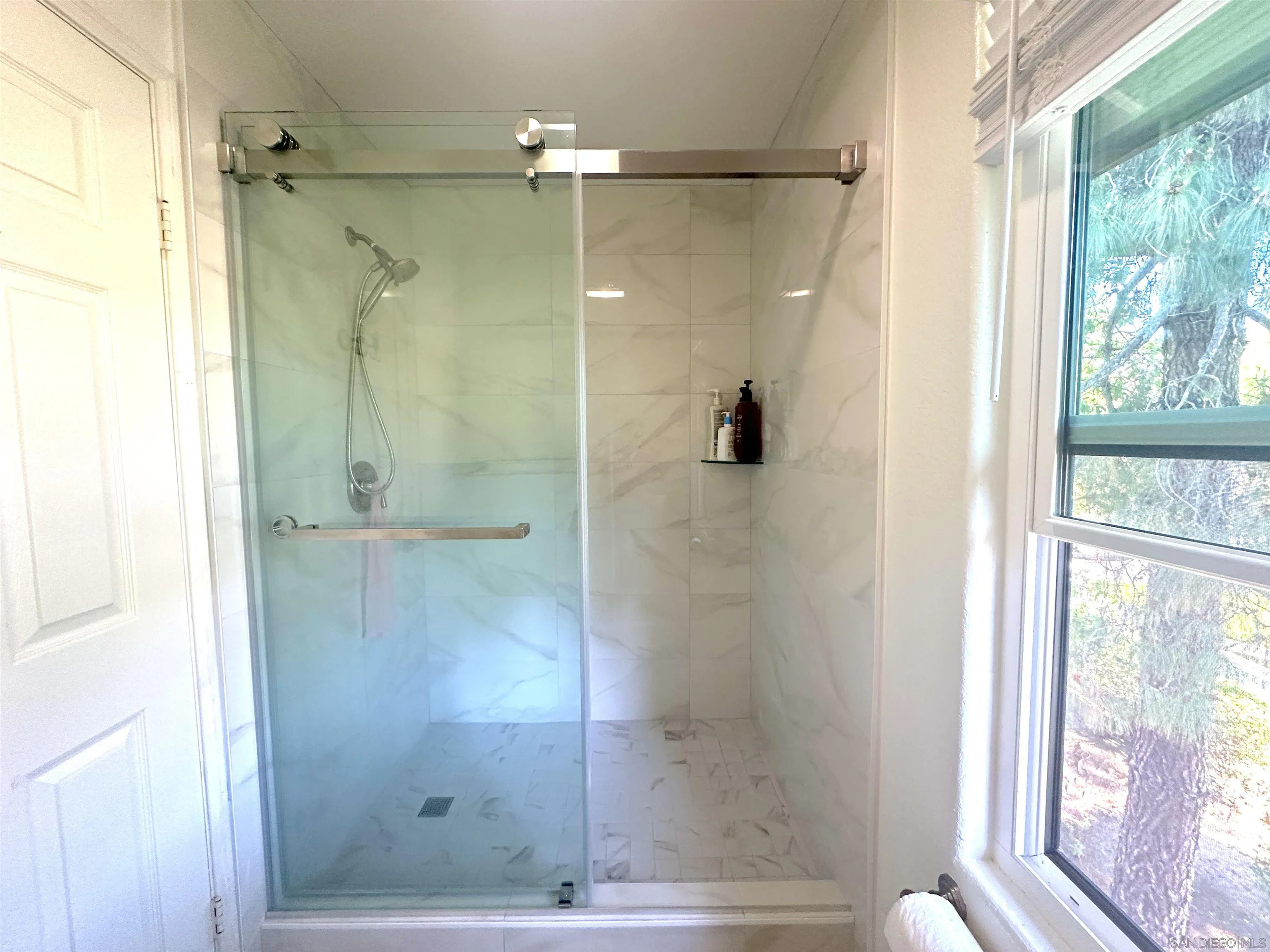 Photo #16: 260010979 Listing: Photo #16