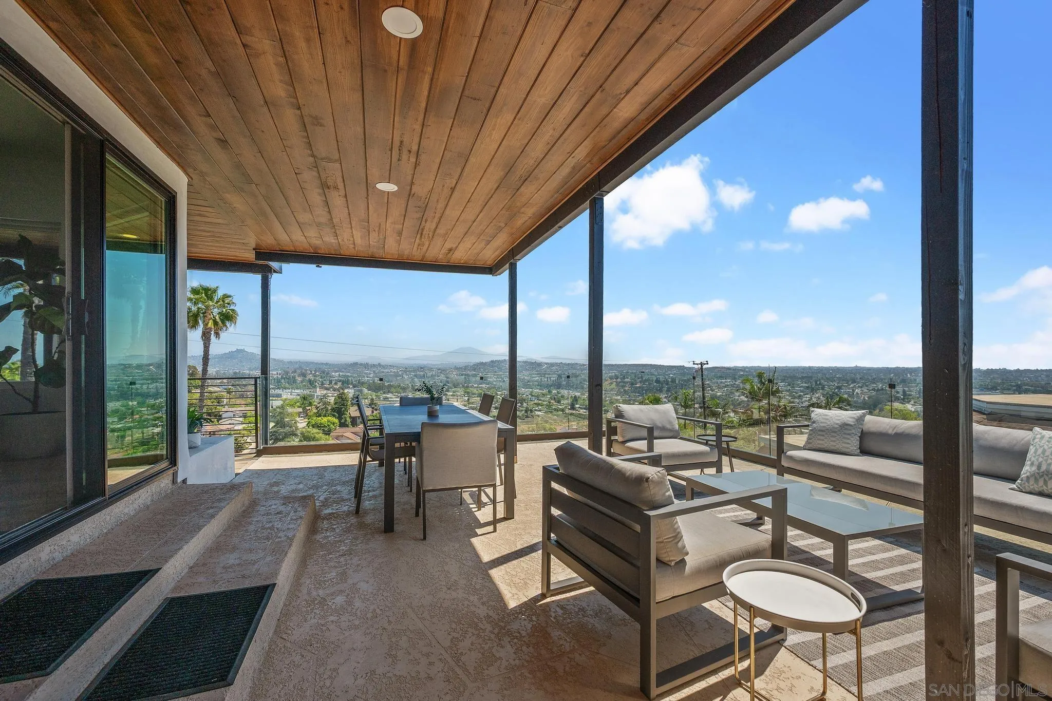 https://cdn.realtyfeed.com/cdn/127/260010980/0ab75a4621b6a2d35e00843eb057f1e4.webp