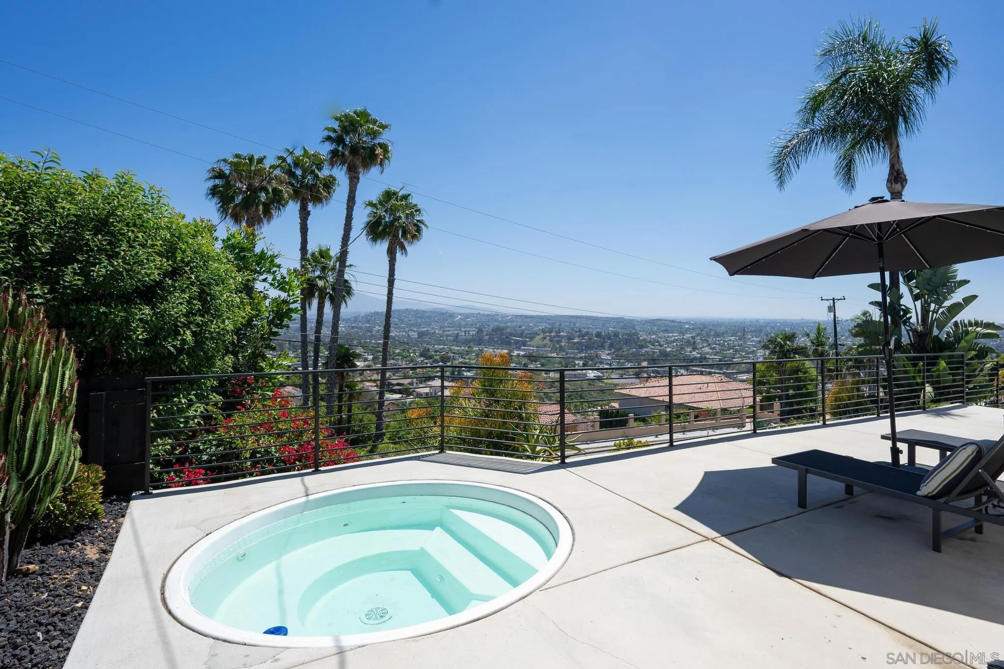 https://cdn.realtyfeed.com/cdn/127/260010980/43bcfcd8c130e9eb5d2f8786517d7317.webp
