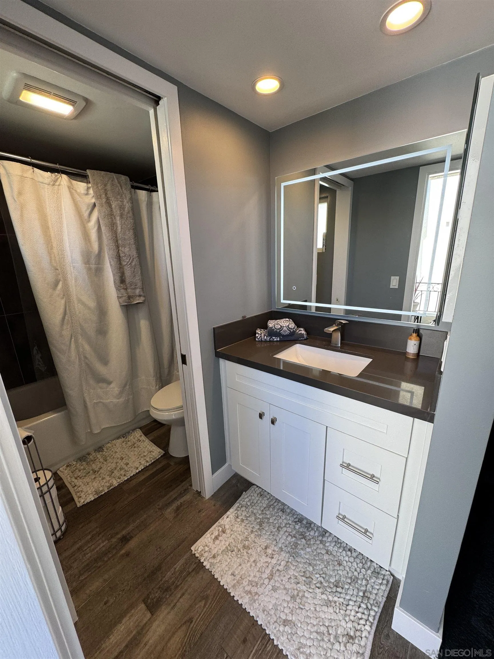 Photo #16: 260010983 Listing: Photo #16