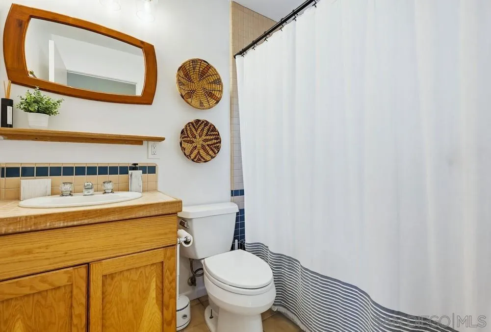 https://cdn.realtyfeed.com/cdn/127/260010984/0920cf0c65968af2af1c842946111085.webp