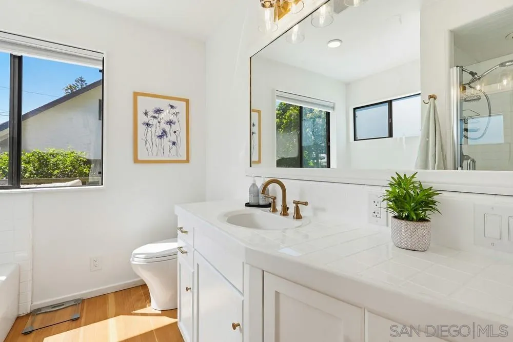 https://cdn.realtyfeed.com/cdn/127/260010984/6fd6f7bcfc5d4161d6cc004e50161f40.webp