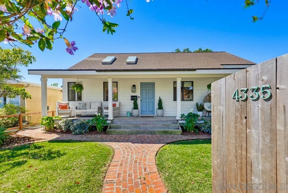 https://cdn.realtyfeed.com/cdn/127/260010984/cd1681d50539643c66493c5d79572eaf.webp