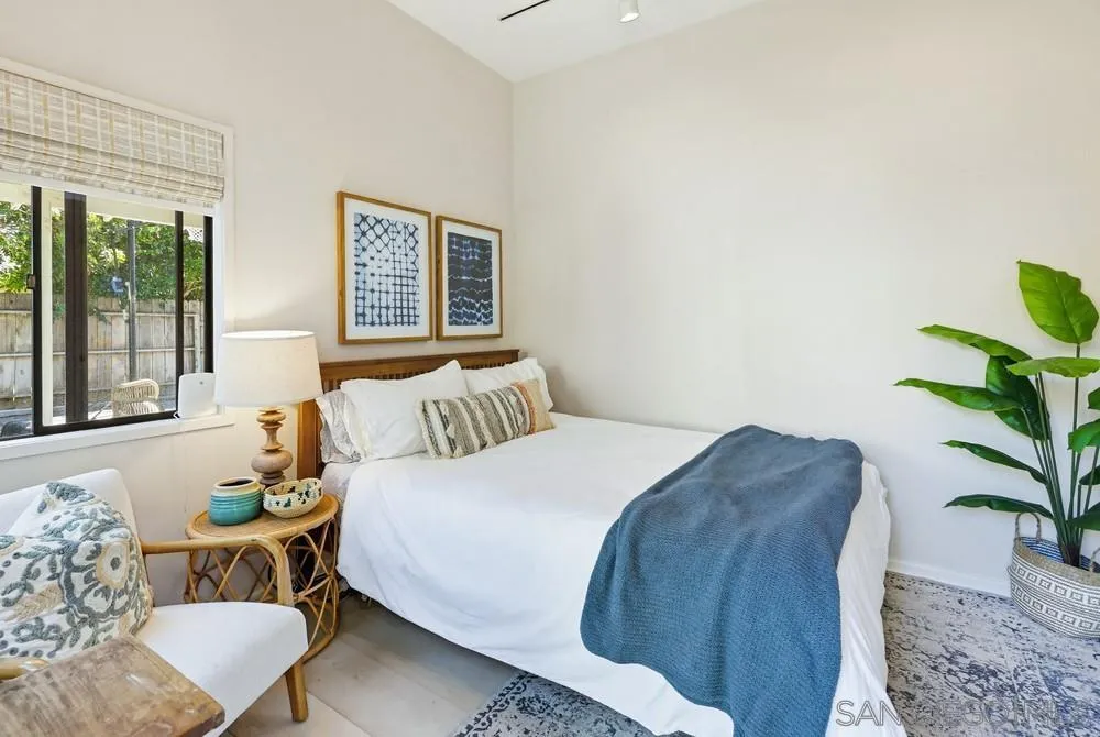 https://cdn.realtyfeed.com/cdn/127/260010984/ce0b3b2c2aebe235b6507bb3770b6b77.webp