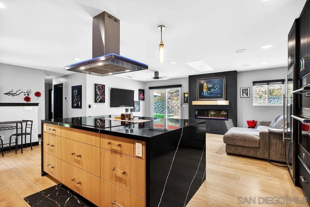 https://cdn.realtyfeed.com/cdn/127/260010986/8fa246111dcd5372962e0d156f066eaa.webp