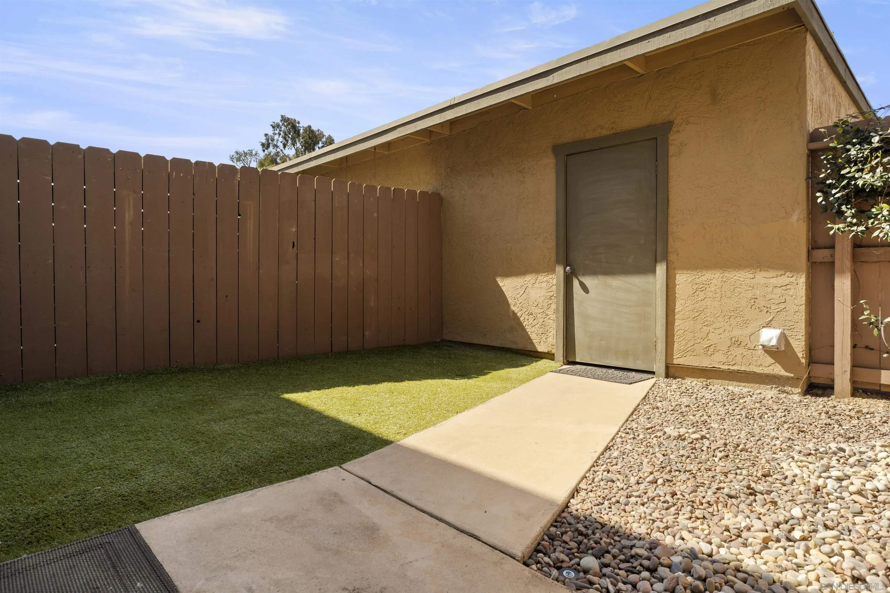 Photo #23: 260010990 Listing: Photo #23