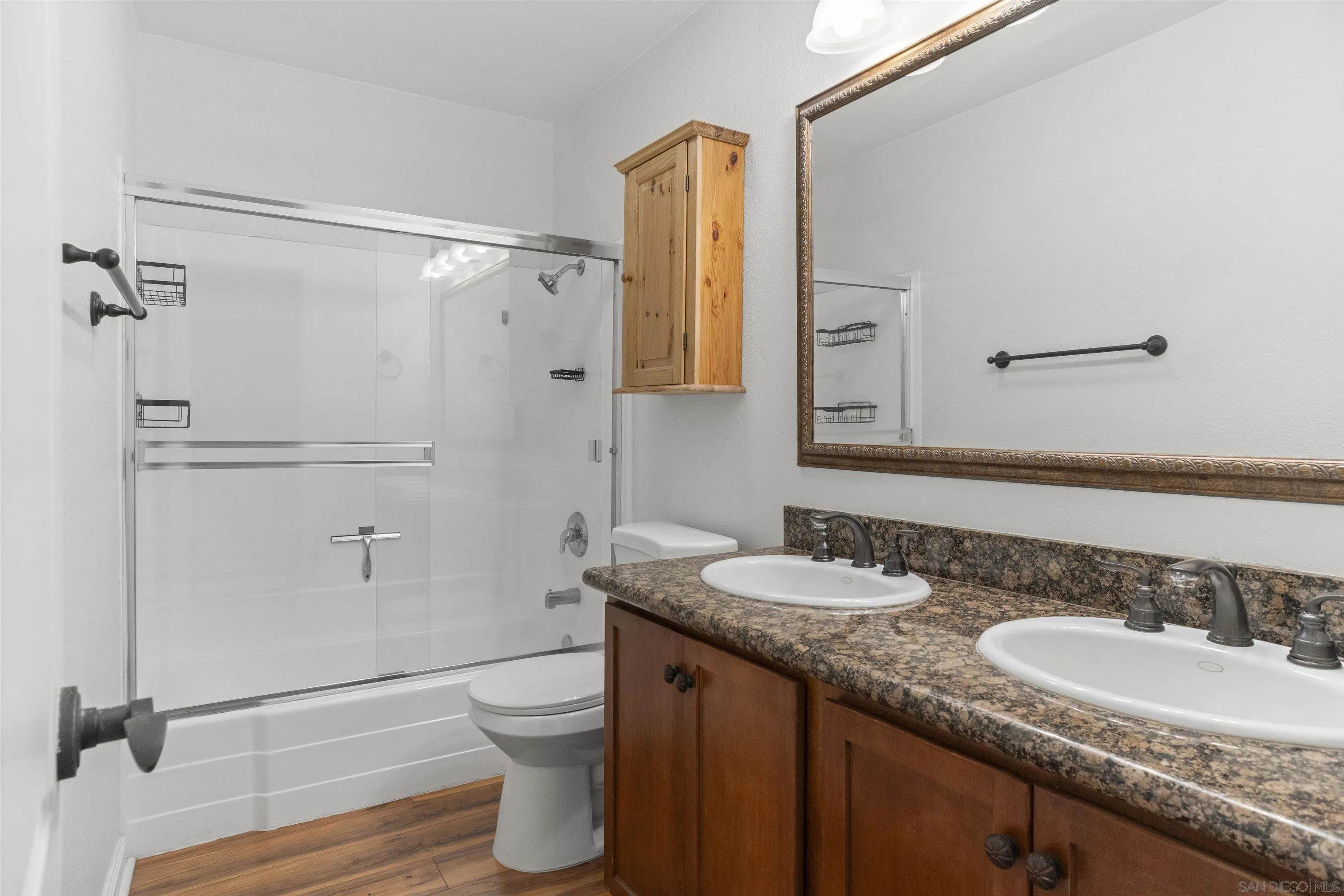 Photo #17: 260010990 Listing: Photo #17