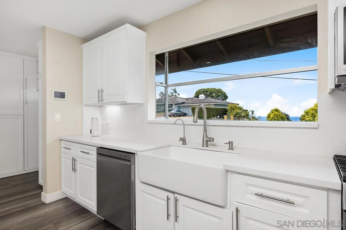 https://cdn.realtyfeed.com/cdn/127/260010993/56b40cf6ad18d70d317902f98989787b.webp