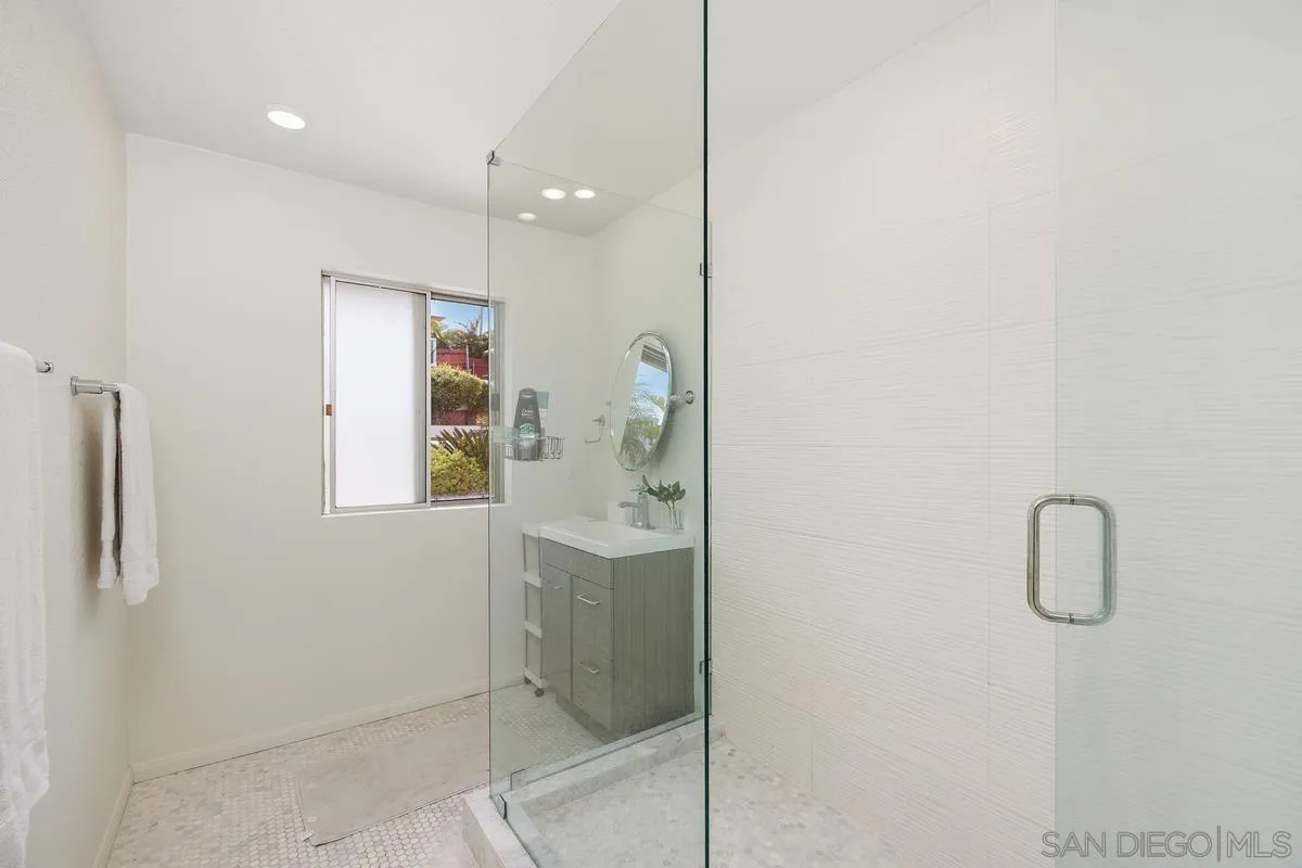 https://cdn.realtyfeed.com/cdn/127/260010993/5b9470fcf907aff8fc371188cbb32d23.webp