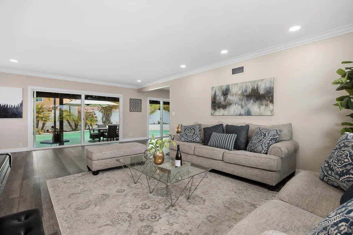 https://cdn.realtyfeed.com/cdn/127/260010993/c5cfeec982db664c9fbe8beb68161814.webp