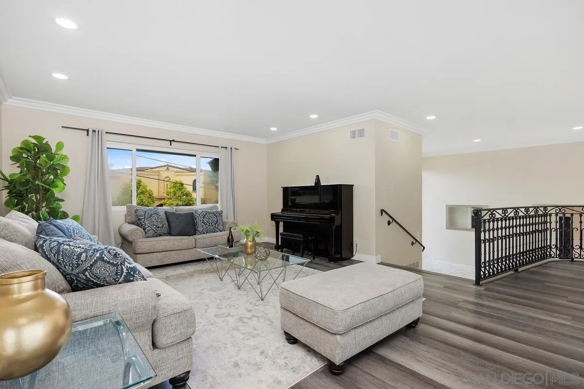 https://cdn.realtyfeed.com/cdn/127/260010993/dcab01278f1ba2f12e6479cf5e494cfb.webp