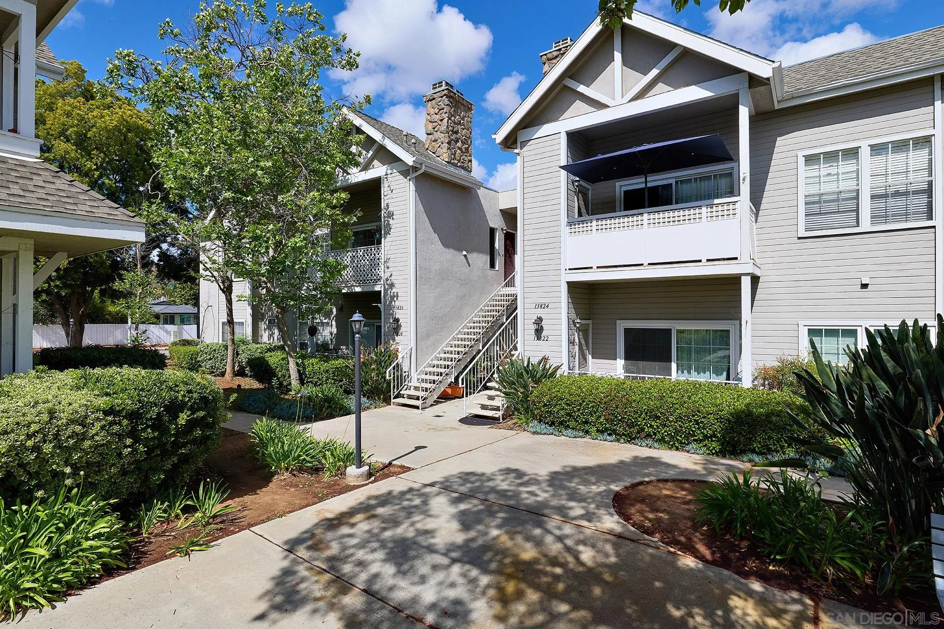 https://cdn.realtyfeed.com/cdn/127/260010994/7022e90cf08875deb564e51a705a4de8.webp