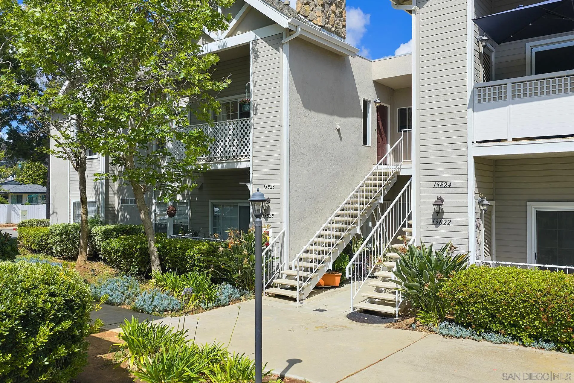 Photo #1: 260010994 Listing: Photo #1