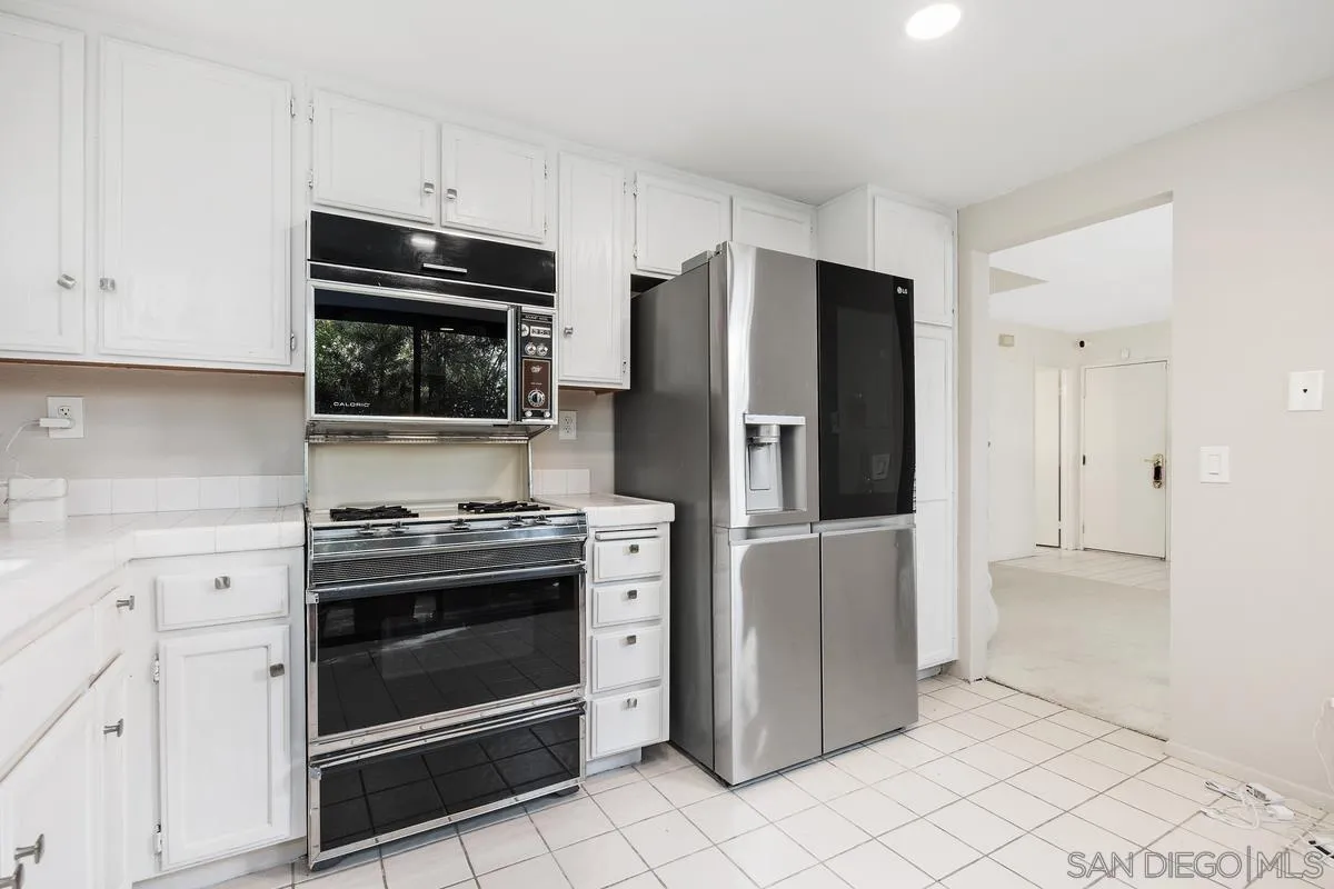 Photo #18: 260010996 Listing: Photo #18