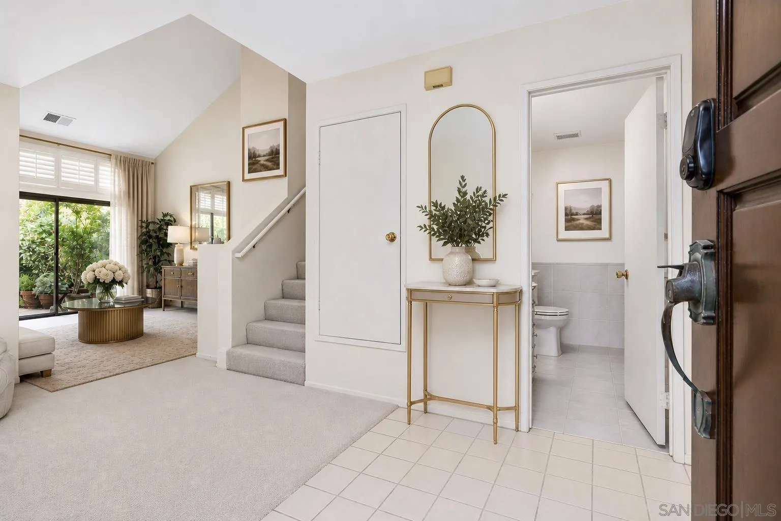 https://cdn.realtyfeed.com/cdn/127/260010996/6f2955406f5d118b88aad3be9692da57.webp