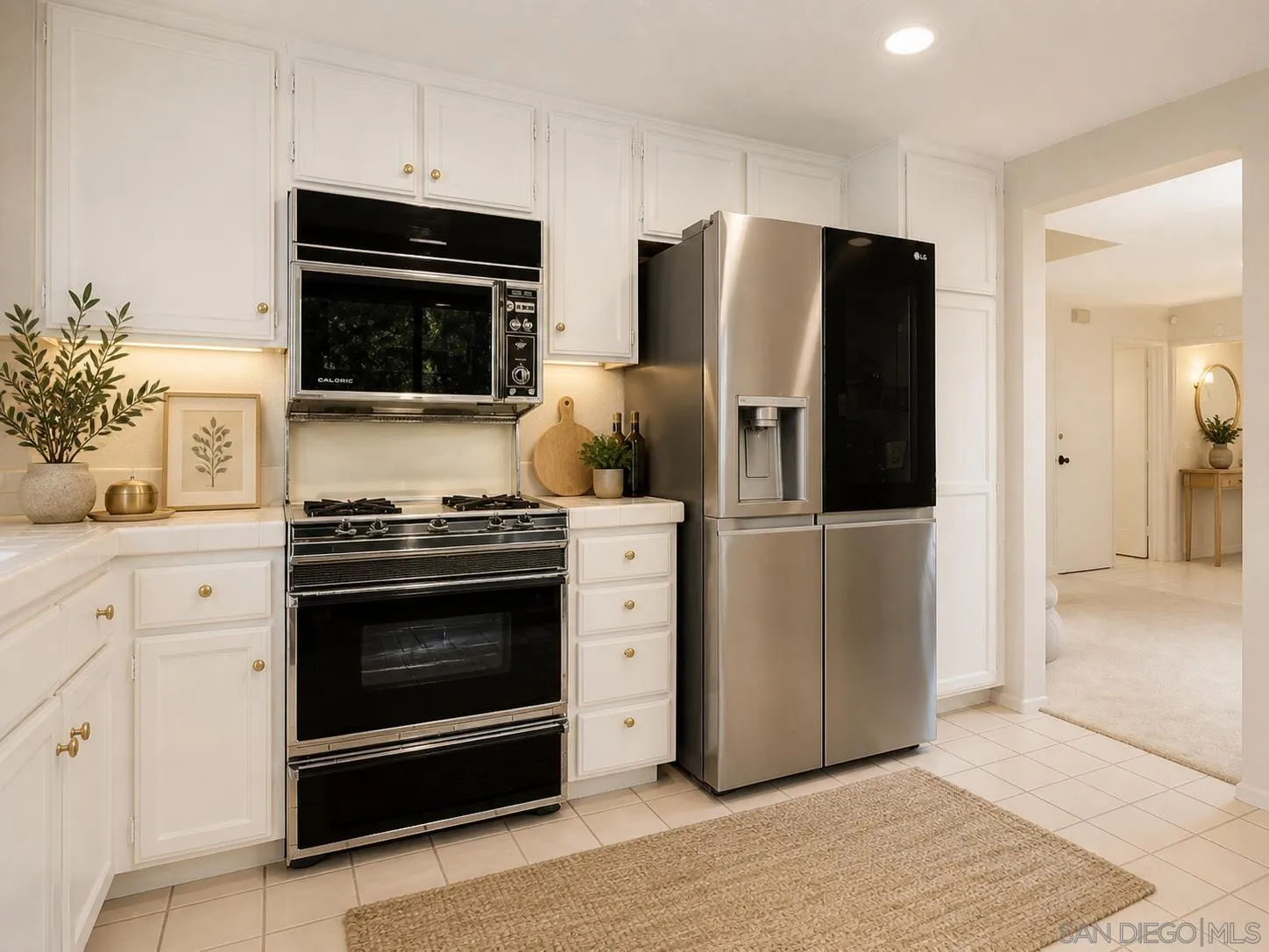 Photo #17: 260010996 Listing: Photo #17