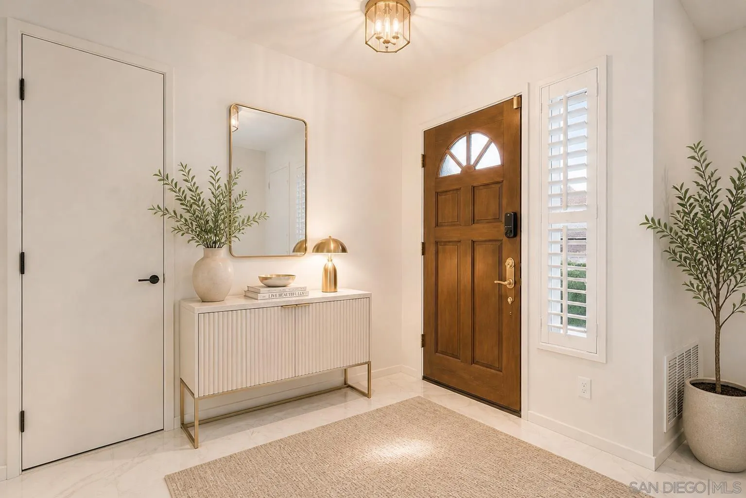 https://cdn.realtyfeed.com/cdn/127/260010996/cf26ef8f75b3c250326ad91067e7579e.webp