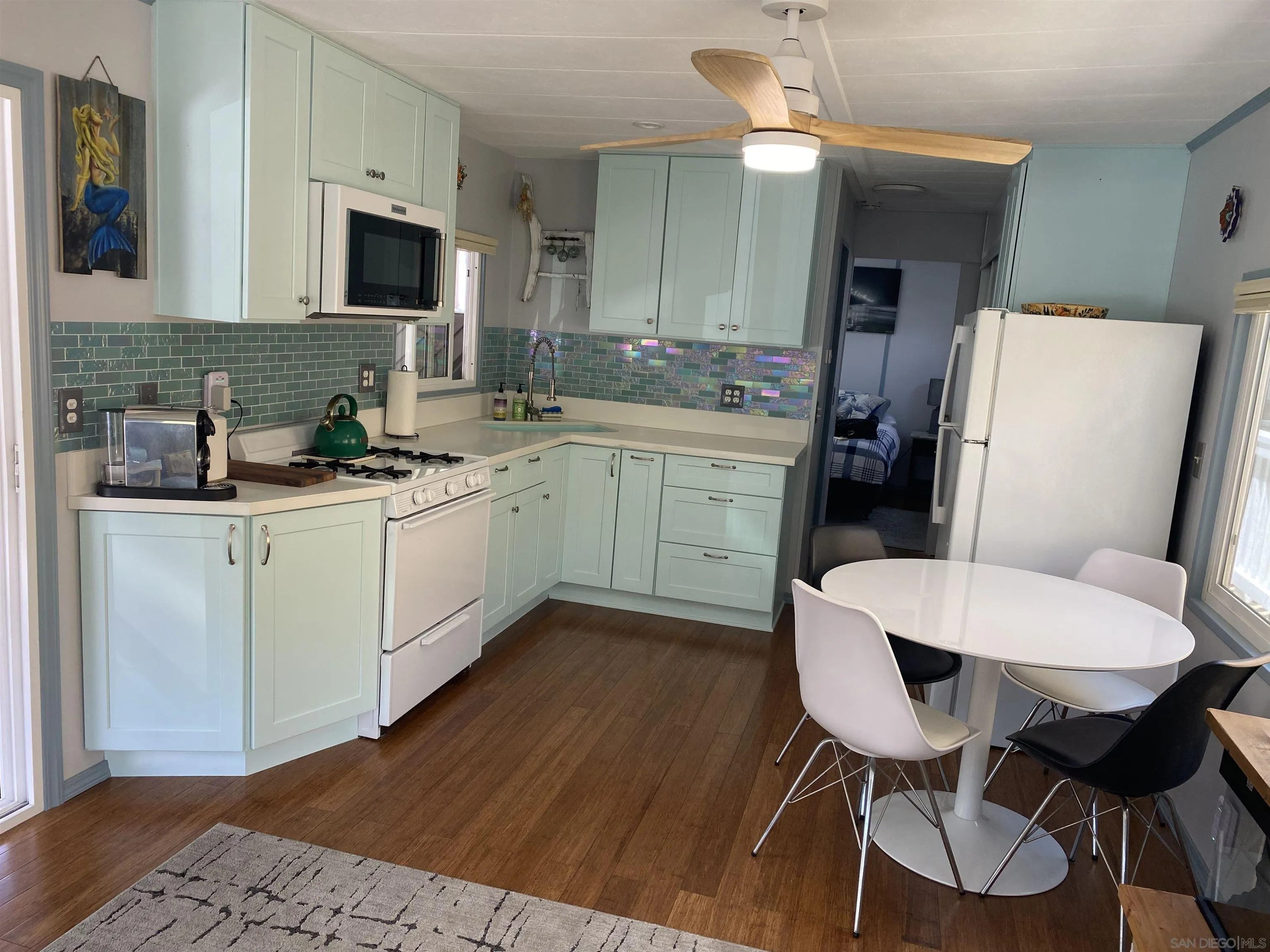 https://cdn.realtyfeed.com/cdn/127/260010997/ad289638443086e30465e3842f21065a.webp
