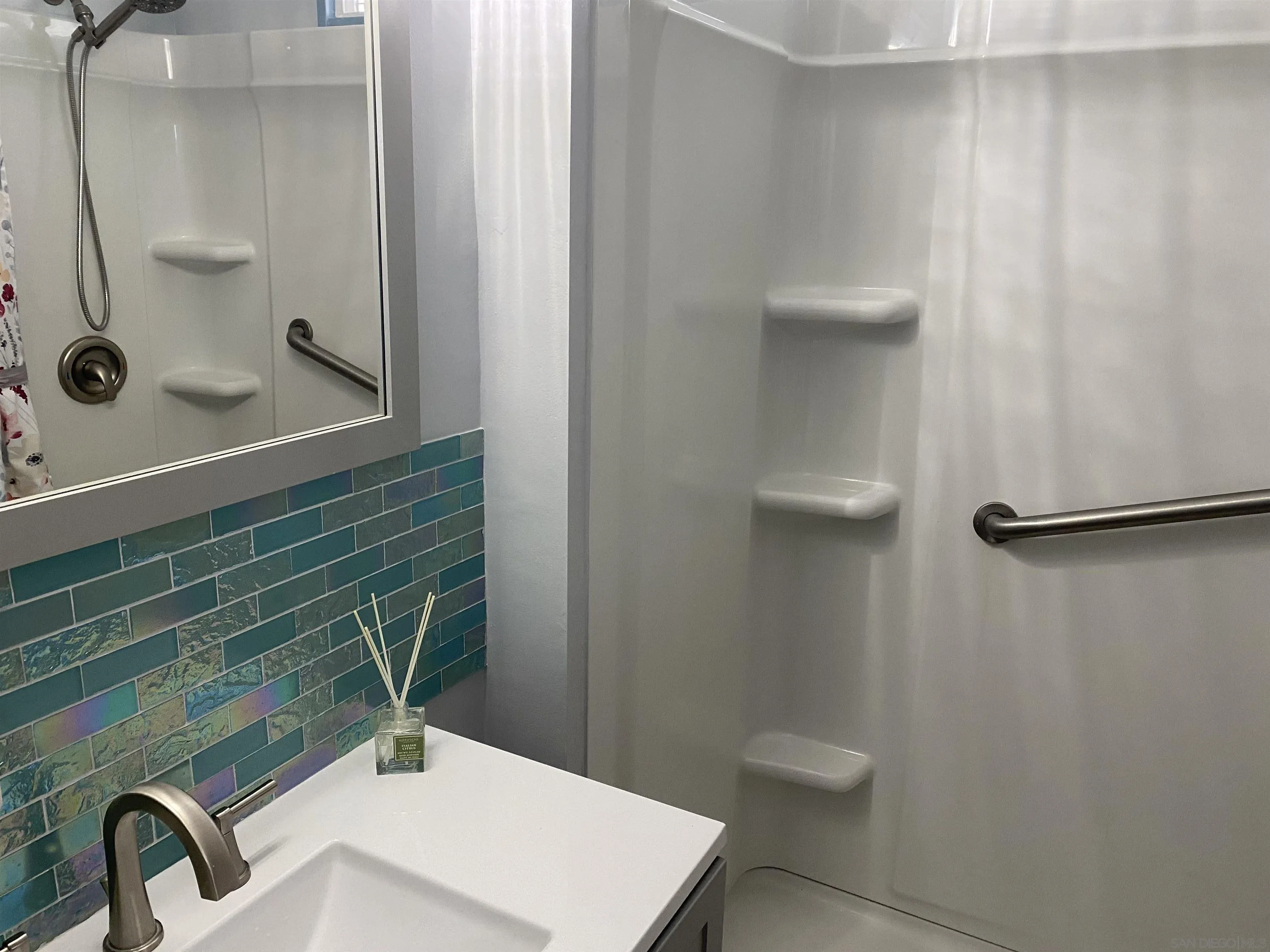 https://cdn.realtyfeed.com/cdn/127/260010997/f6ef70e56d8c407704d8c6fbb55979c3.webp