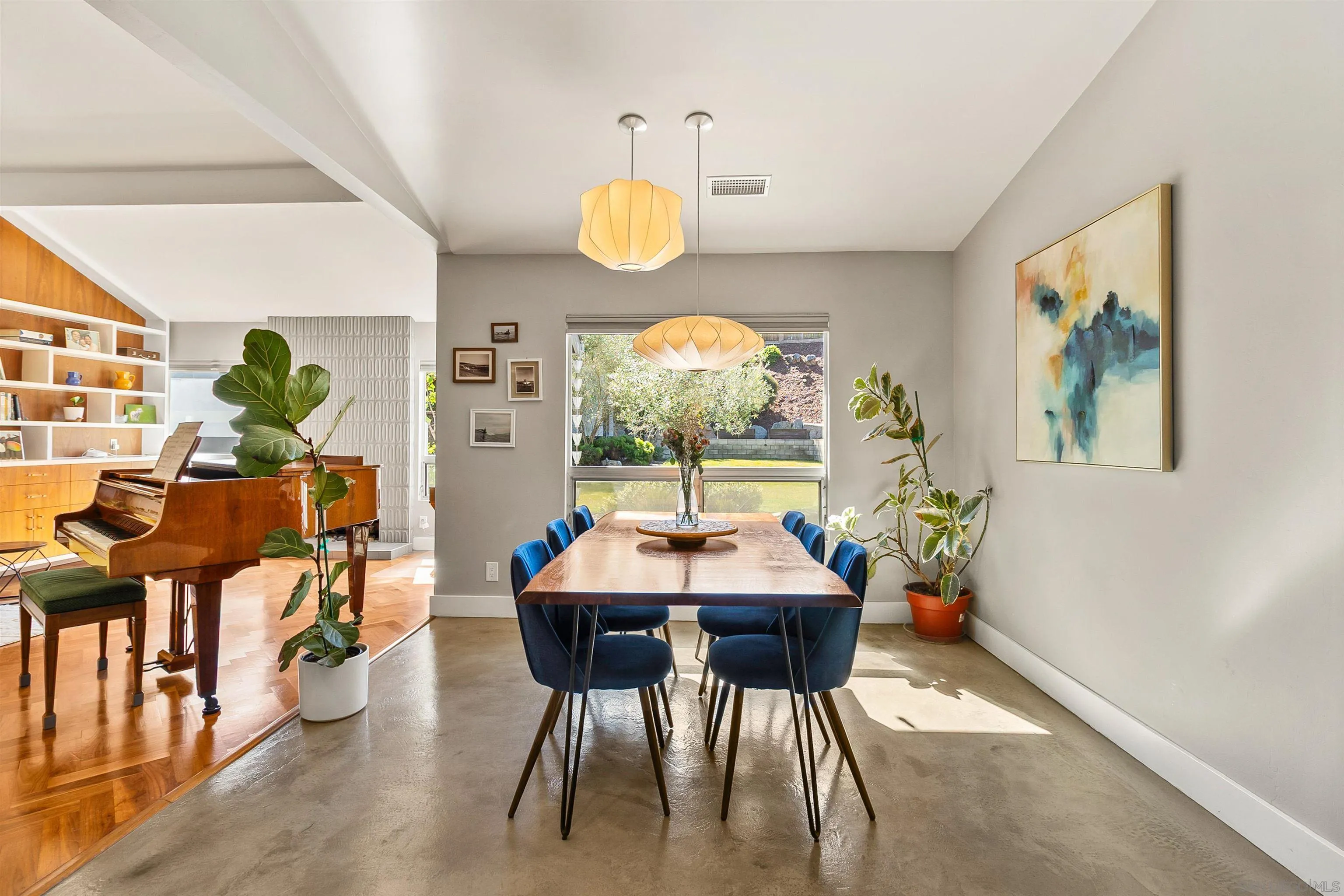 https://cdn.realtyfeed.com/cdn/127/260010999/1445f7da416aba50d7884f4a172e5979.webp