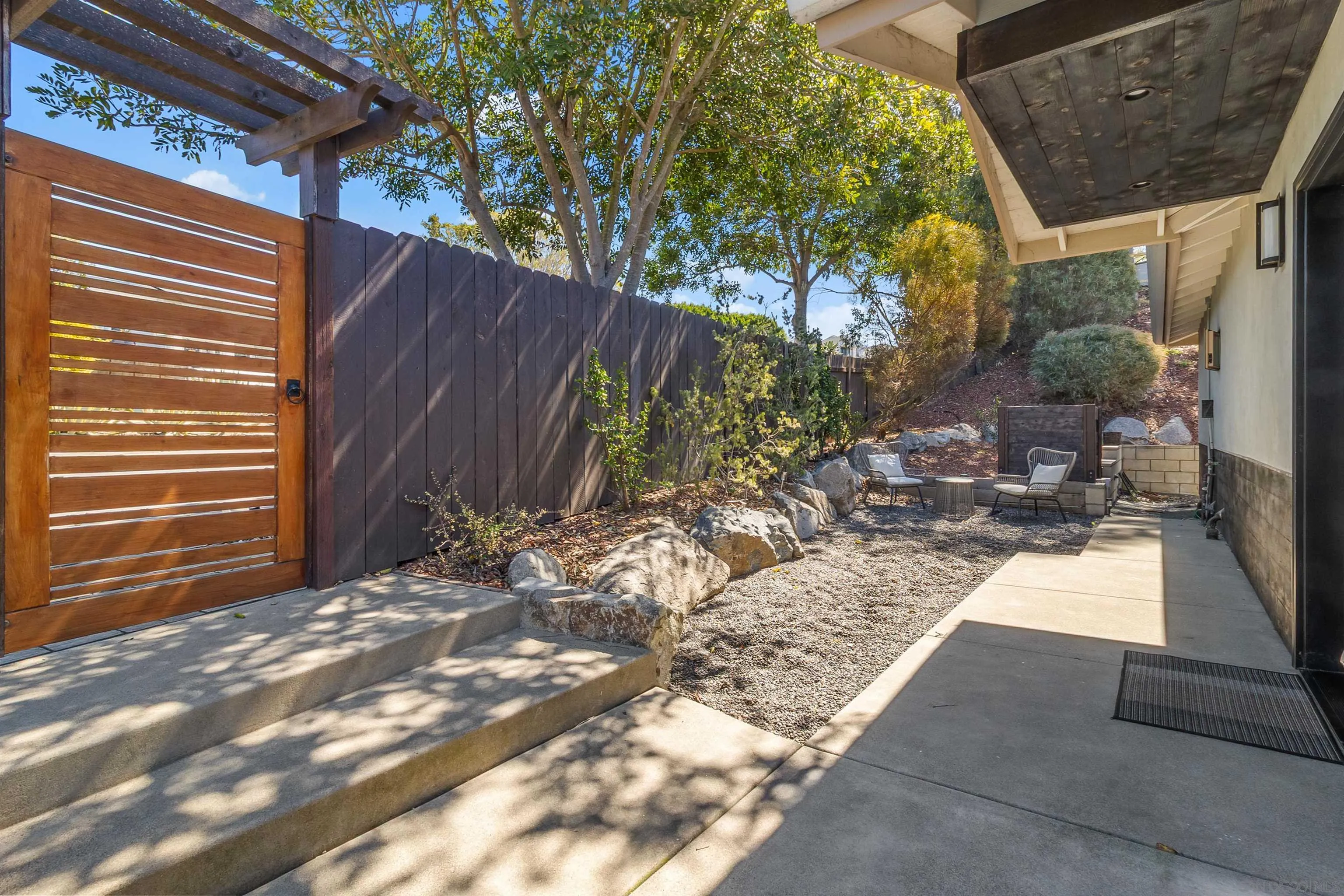 https://cdn.realtyfeed.com/cdn/127/260010999/9600559877b3da3b9f552b249437ca66.webp