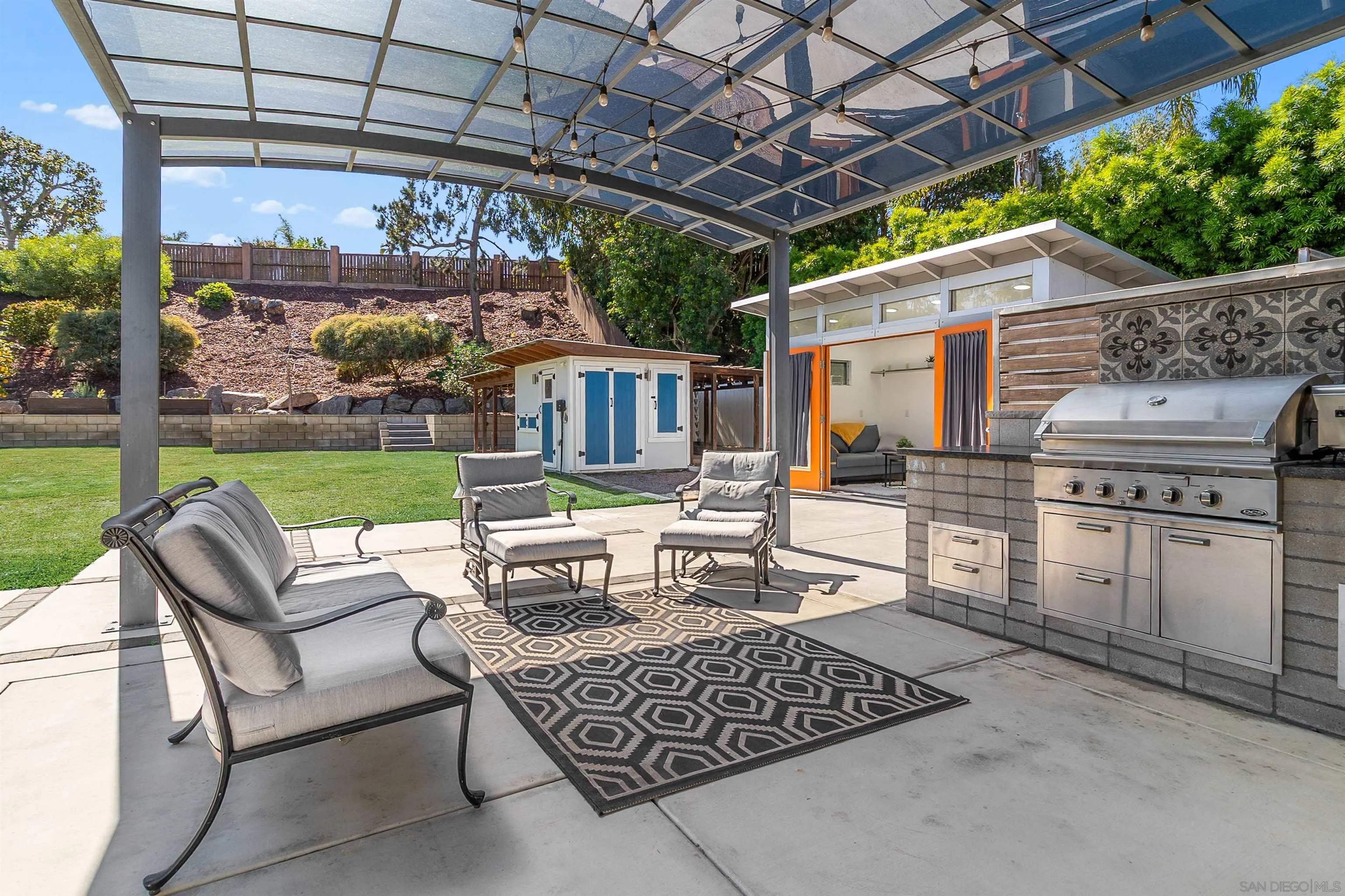 https://cdn.realtyfeed.com/cdn/127/260010999/a70e3ffb1cdb0a776a6a641cf295d60a.webp