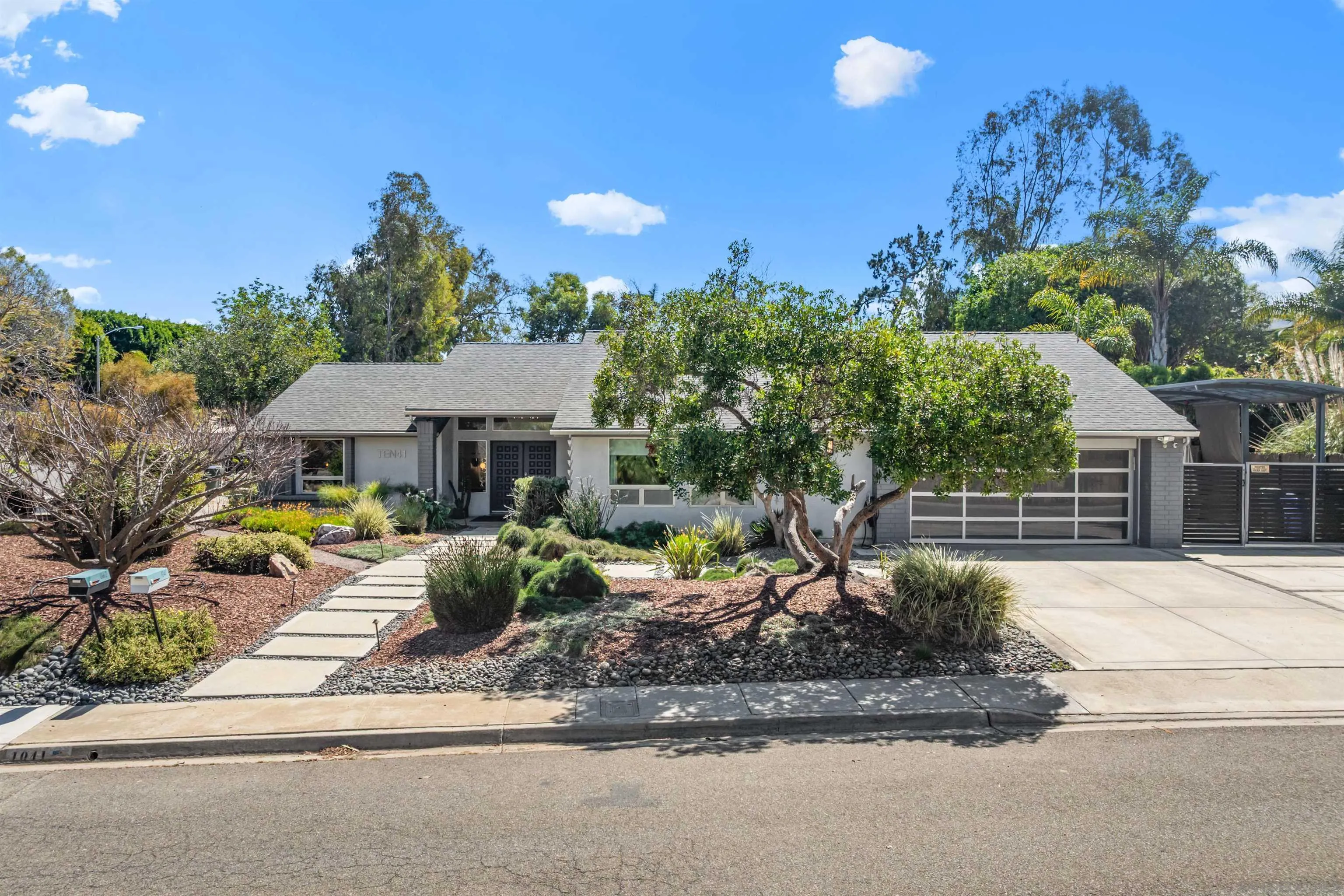 https://cdn.realtyfeed.com/cdn/127/260010999/ee51bf383f32e1a84e5404066d691fca.webp