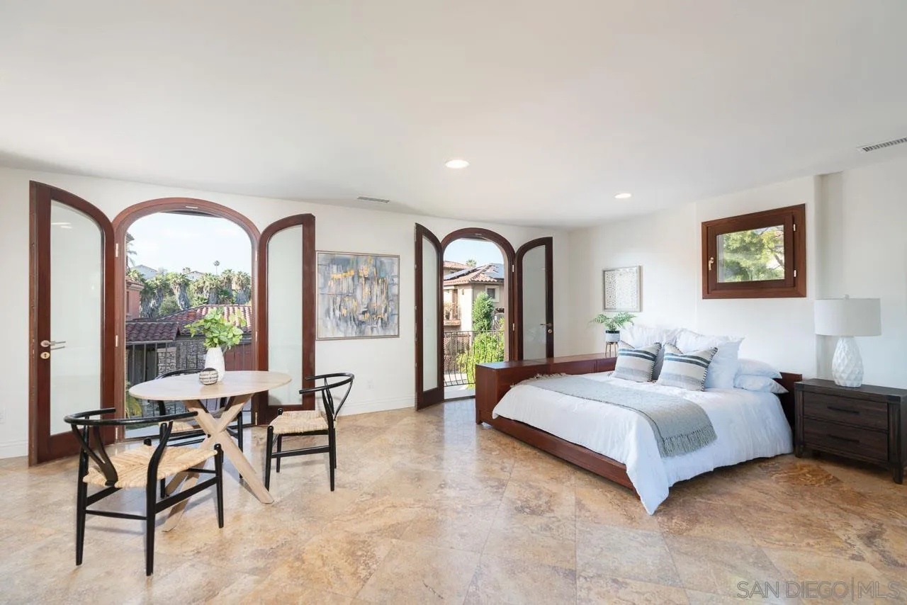 https://cdn.realtyfeed.com/cdn/127/260011001/2395b85ad81f381045d7110c5864d6be.webp
