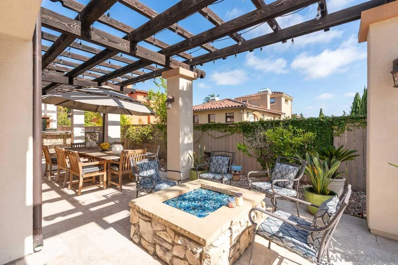 https://cdn.realtyfeed.com/cdn/127/260011001/e45b9b7a01b14c8c943f3418f5f07e72.webp