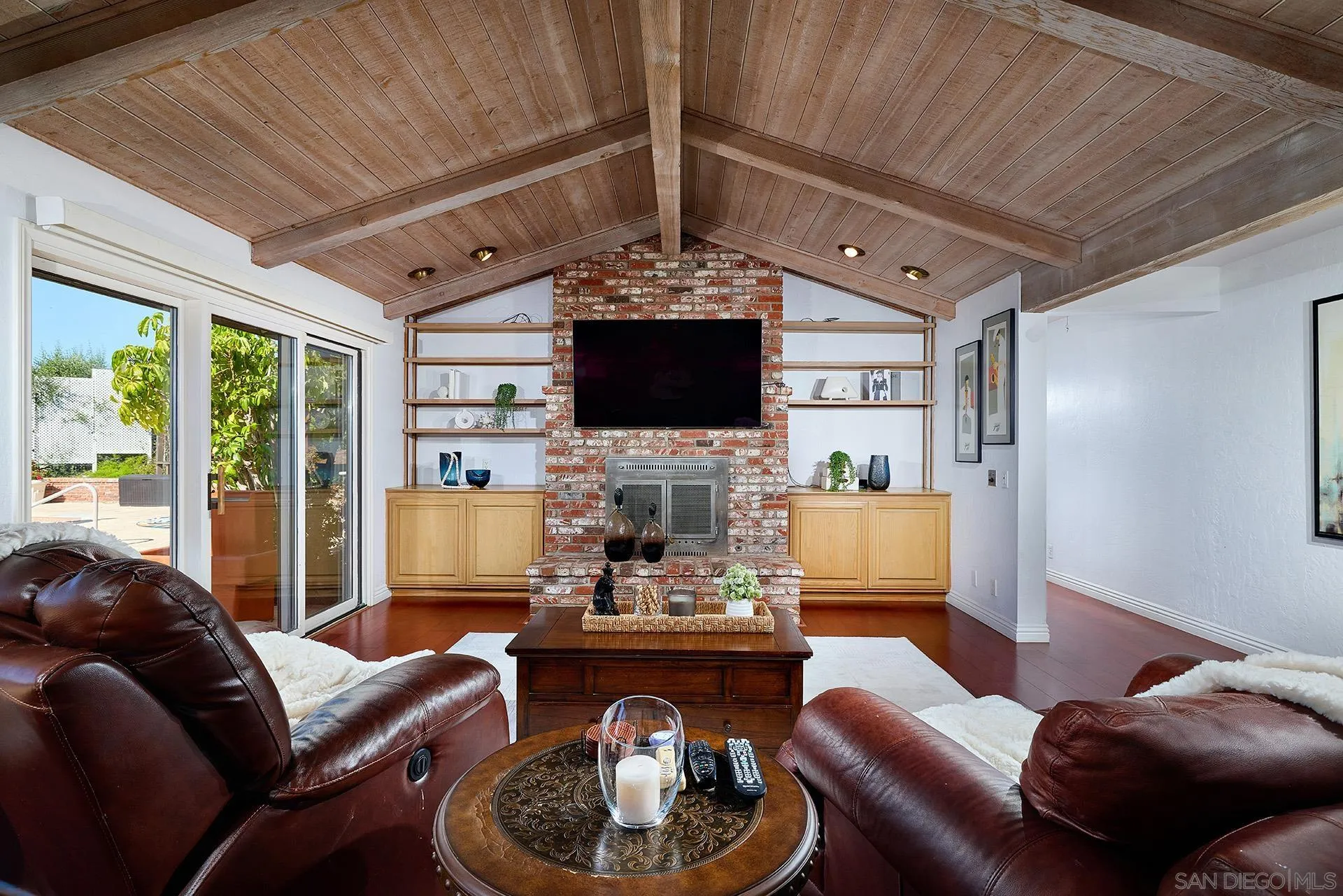 https://cdn.realtyfeed.com/cdn/127/260011002/1105015a937c785a999e2b18319ba2ea.webp