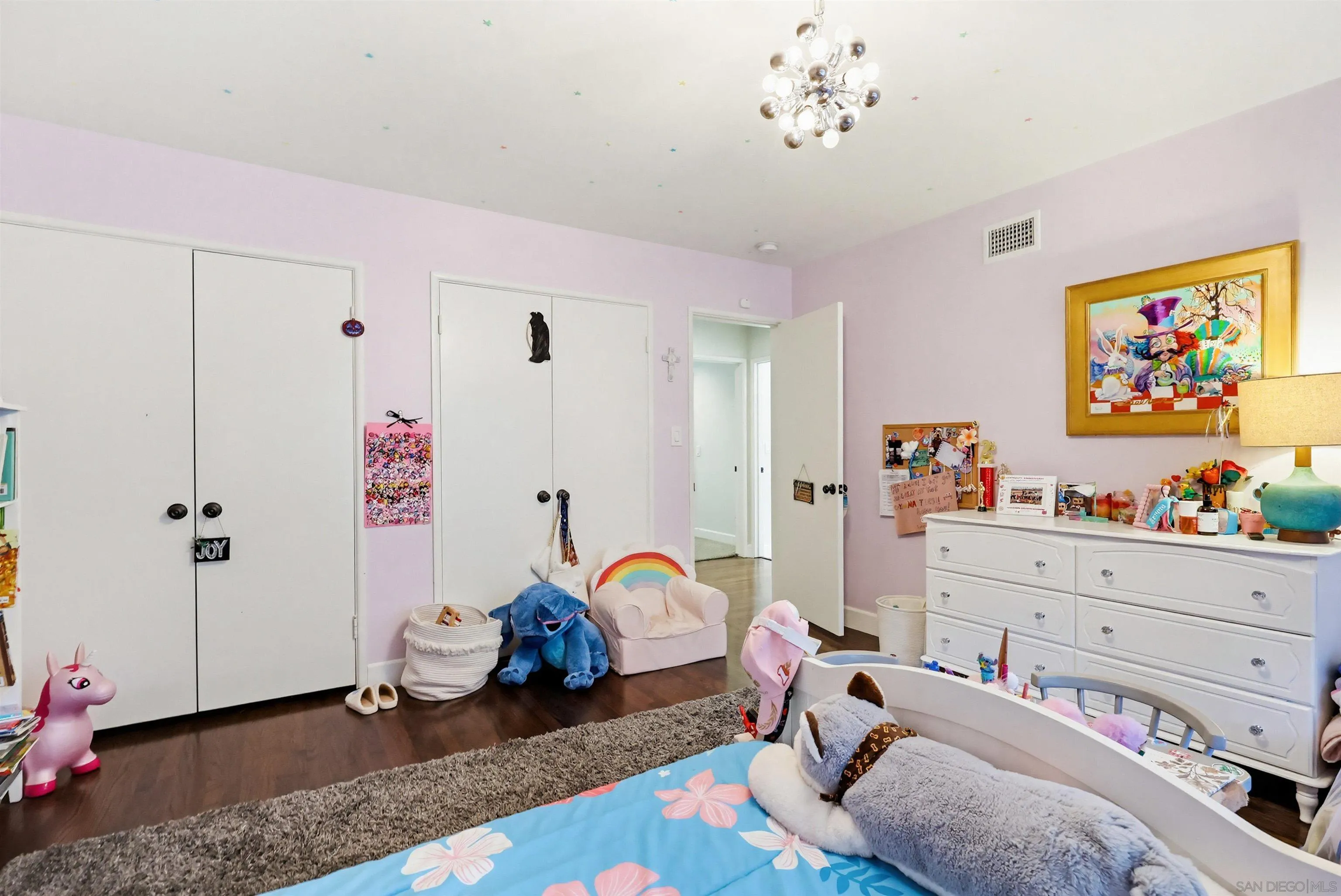 https://cdn.realtyfeed.com/cdn/127/260011003/0cf7f8f7d06b9039683653a8ca85cb79.webp