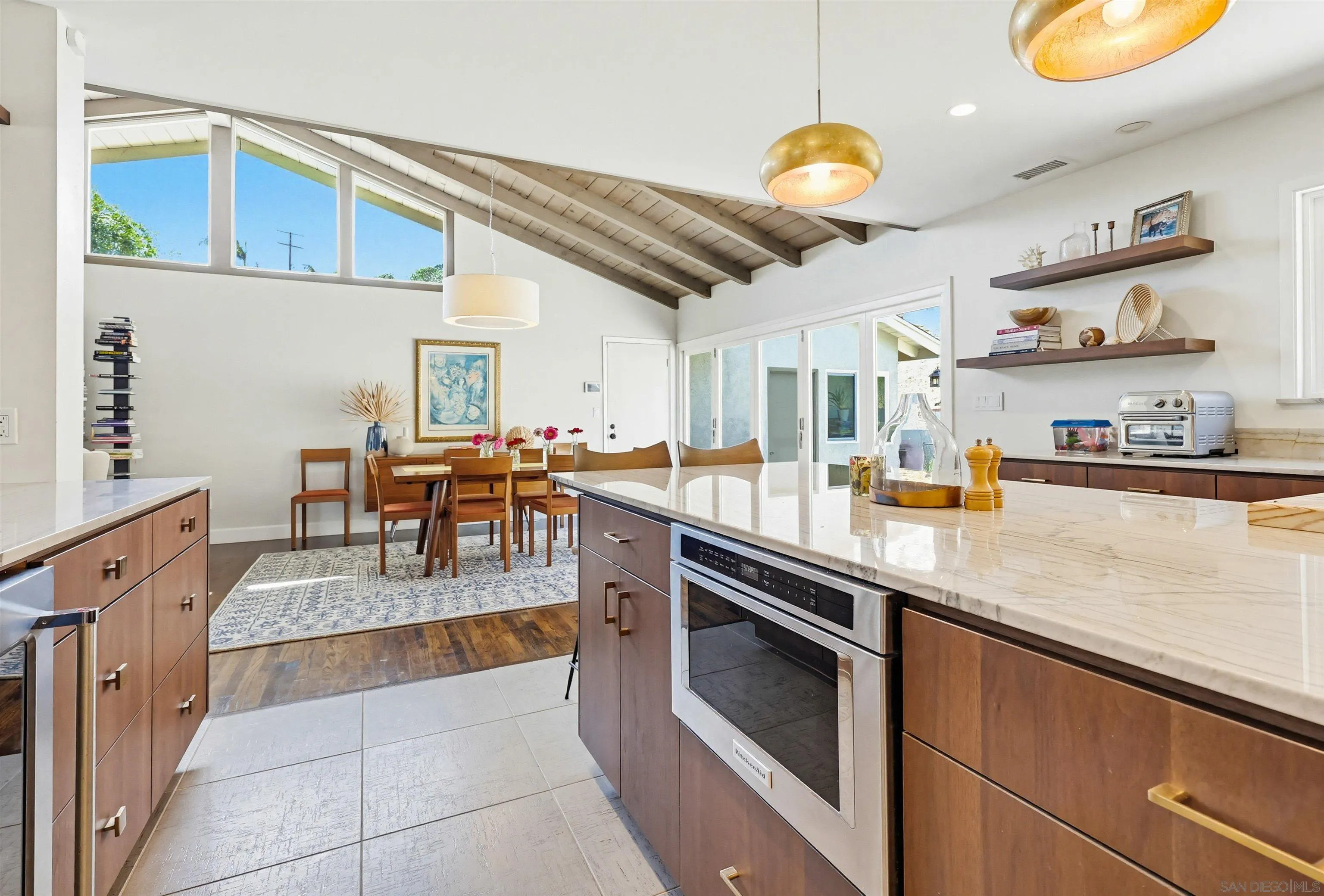 https://cdn.realtyfeed.com/cdn/127/260011003/254a3ba9858e2c8c536e0e7f3dbccd6f.webp
