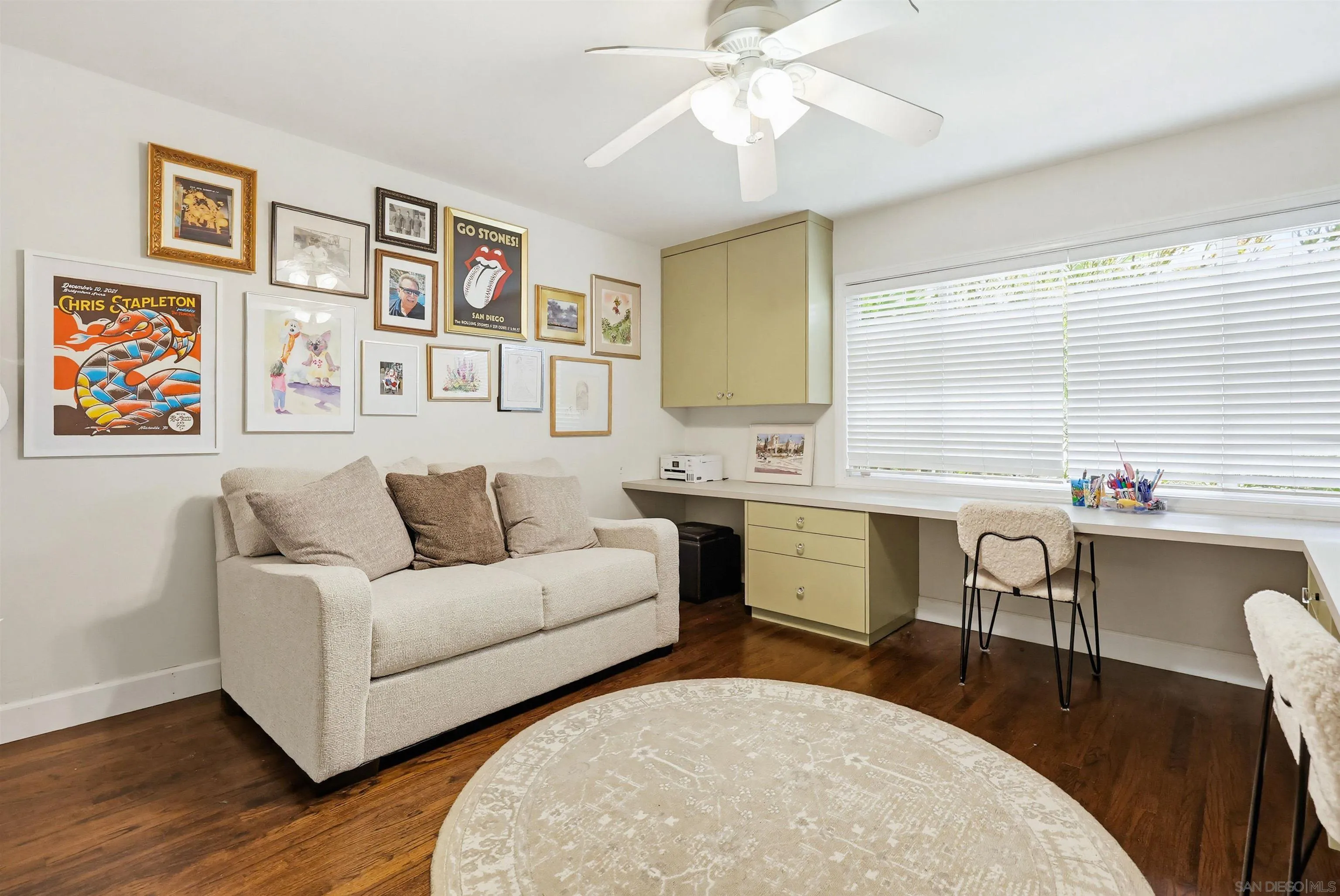 https://cdn.realtyfeed.com/cdn/127/260011003/88670bd19500feaa891d91384ad2fb50.webp