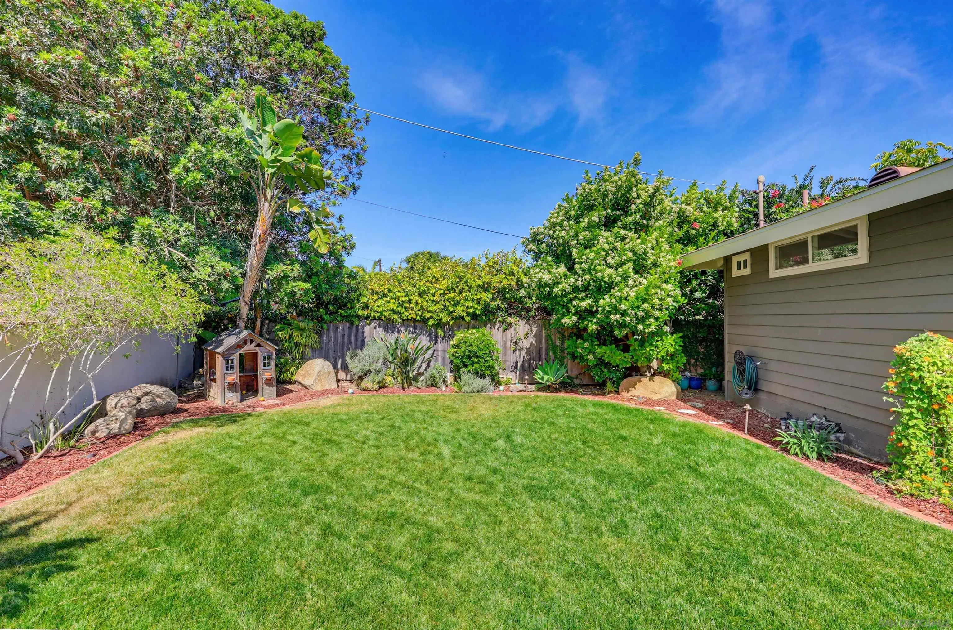 https://cdn.realtyfeed.com/cdn/127/260011003/888d1734dab5b0e7b6c1fe52067dedb7.webp