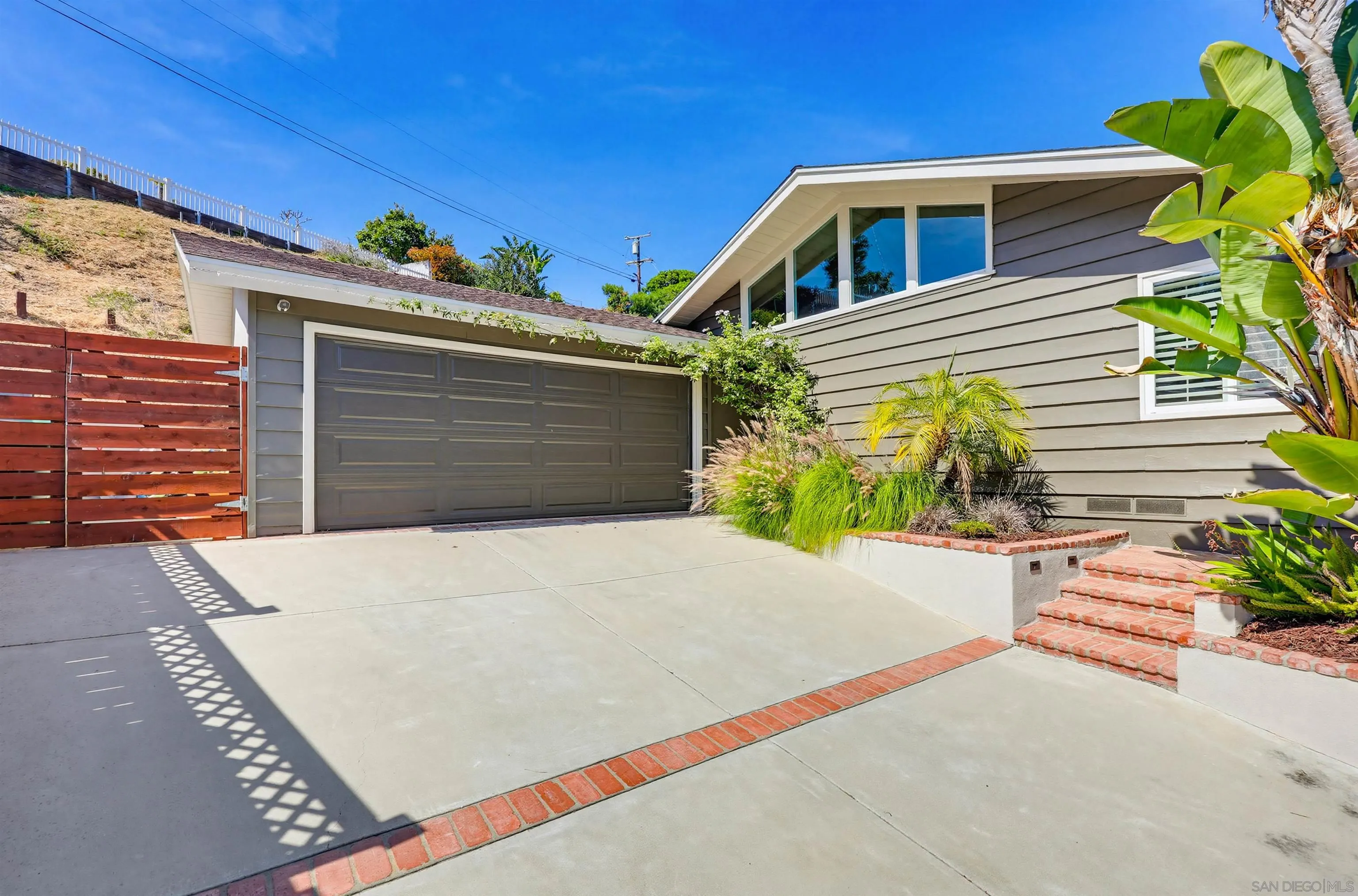 https://cdn.realtyfeed.com/cdn/127/260011003/9ae3de937a0d58b631a393f8a864a4d9.webp
