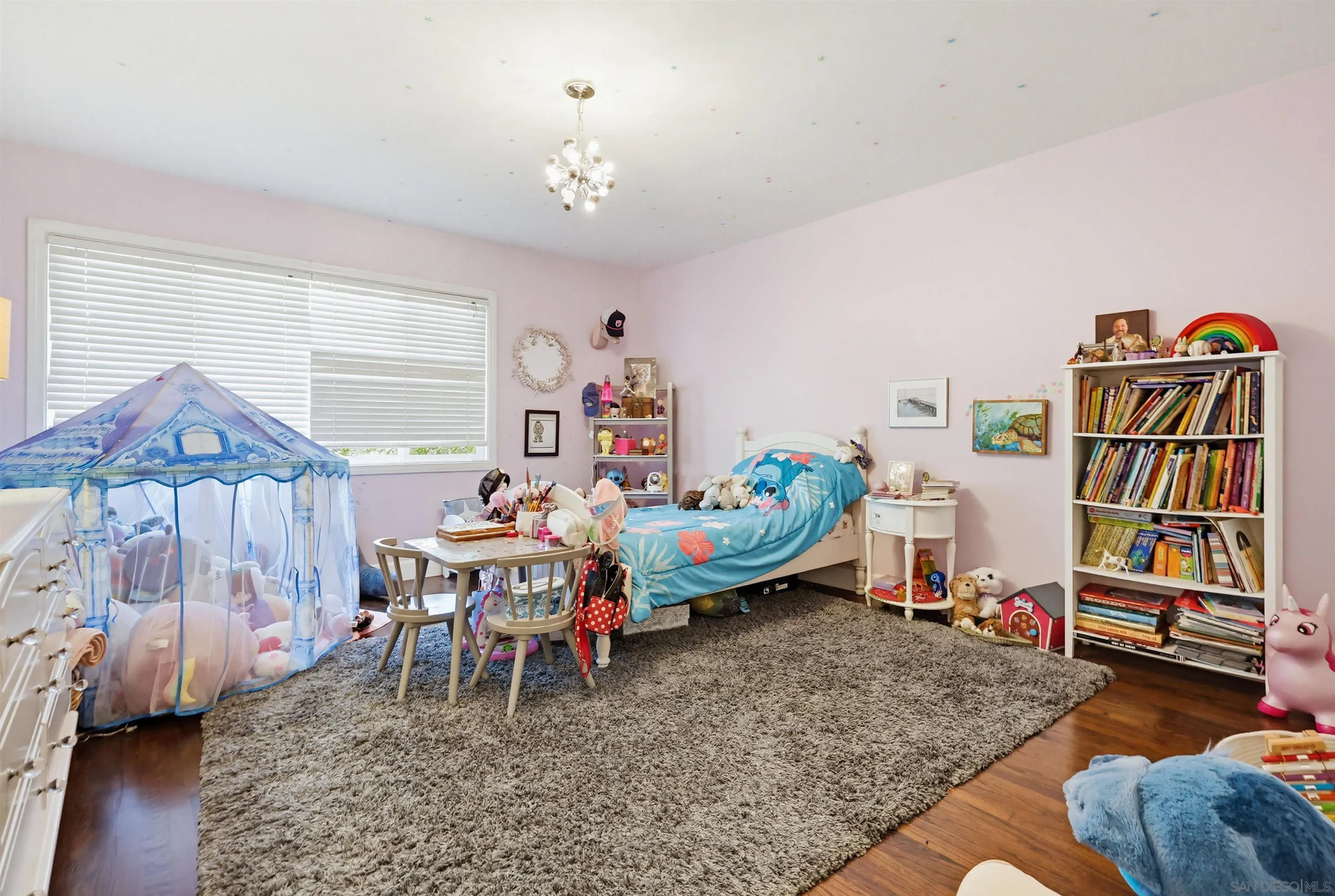 https://cdn.realtyfeed.com/cdn/127/260011003/c41245ead121f8514df16487e0d0b689.webp