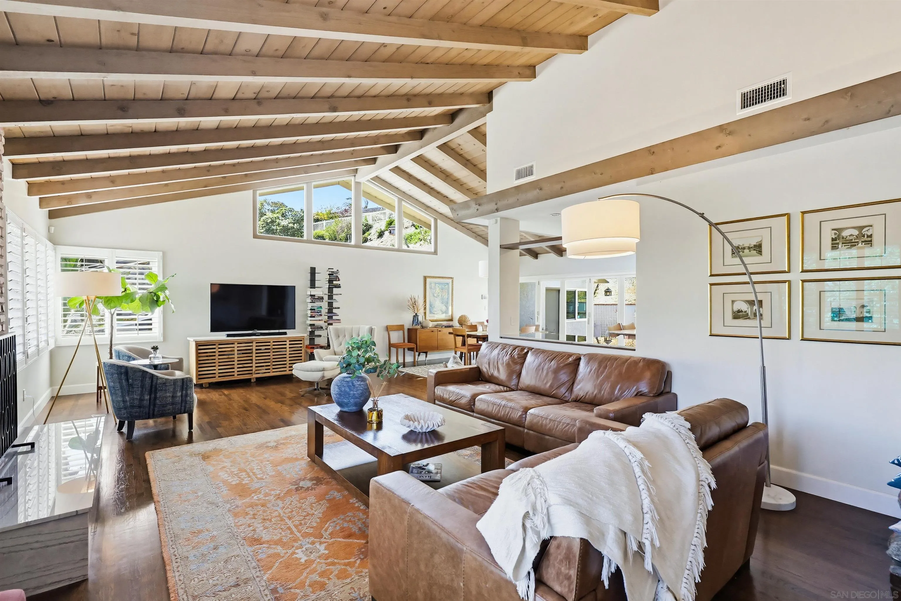 https://cdn.realtyfeed.com/cdn/127/260011003/fca68e872ff5fd7f858ca15511399cf7.webp