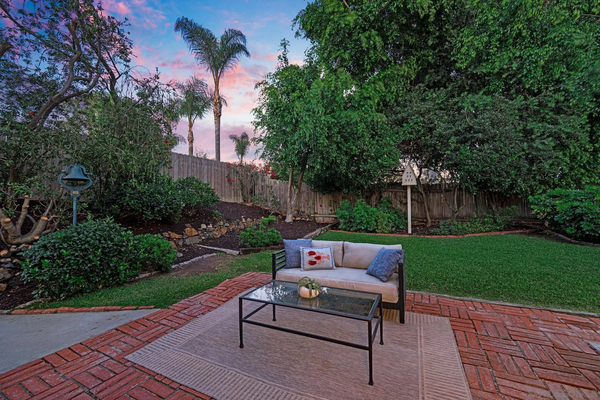 https://cdn.realtyfeed.com/cdn/127/260011008/604d2c8ee6d1e0f585e3335f530344d2.webp