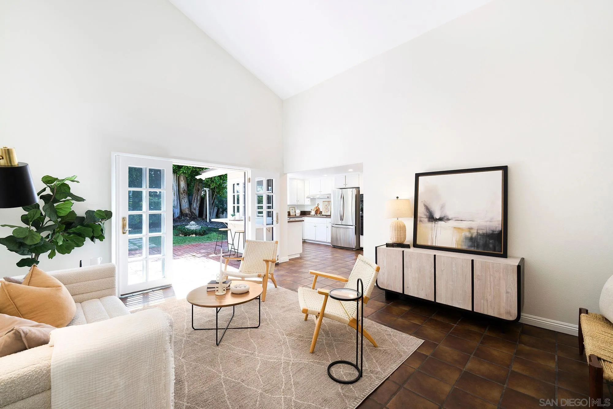https://cdn.realtyfeed.com/cdn/127/260011008/8894ae05cc5828a499fc33600613d265.webp